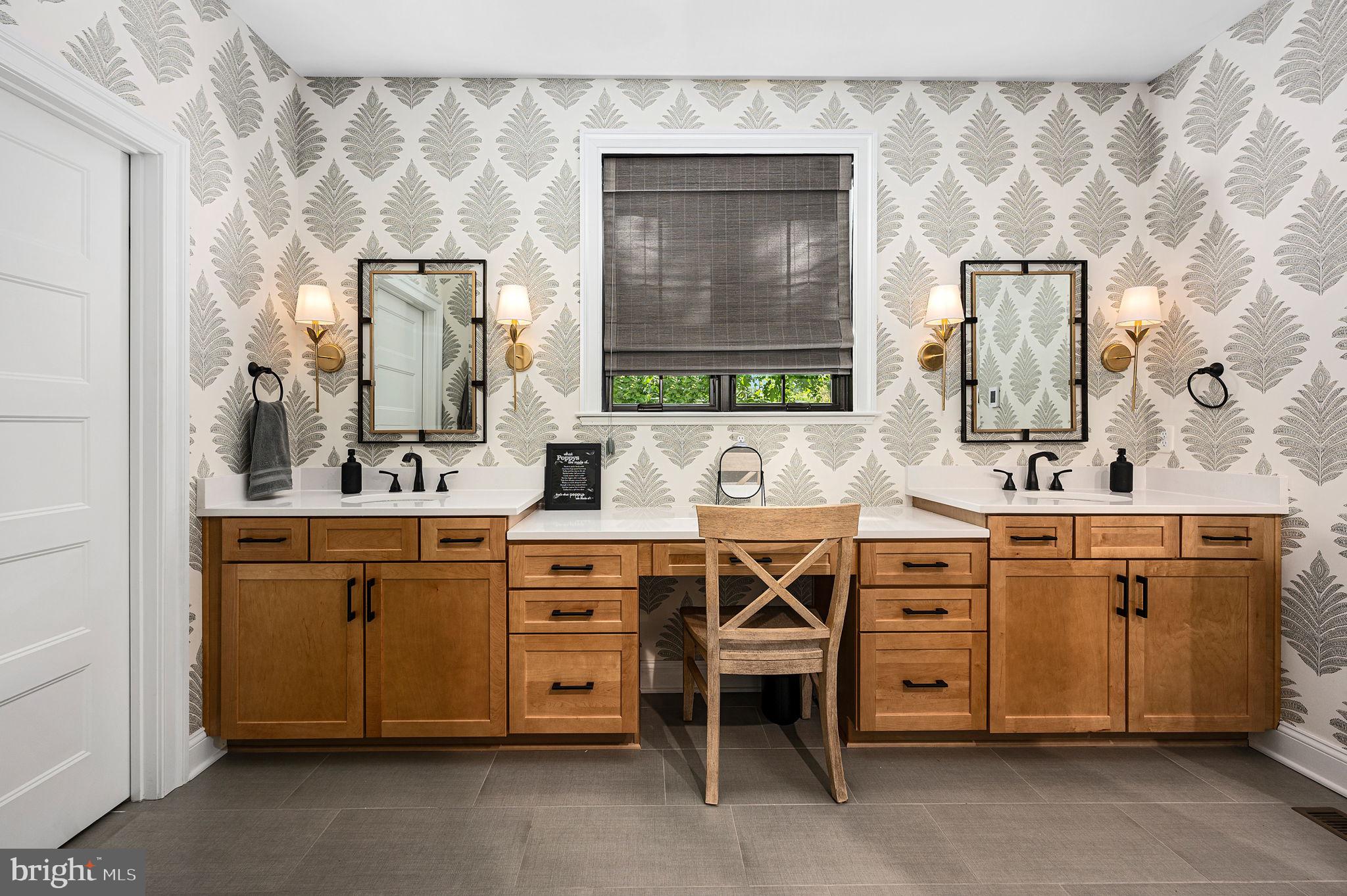 WATER EDGE ESTATES - Residential