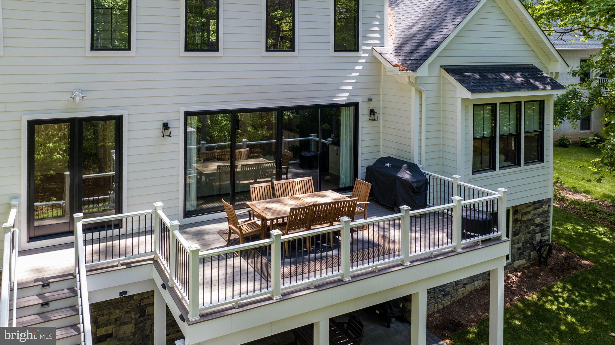 WATER EDGE ESTATES - Residential