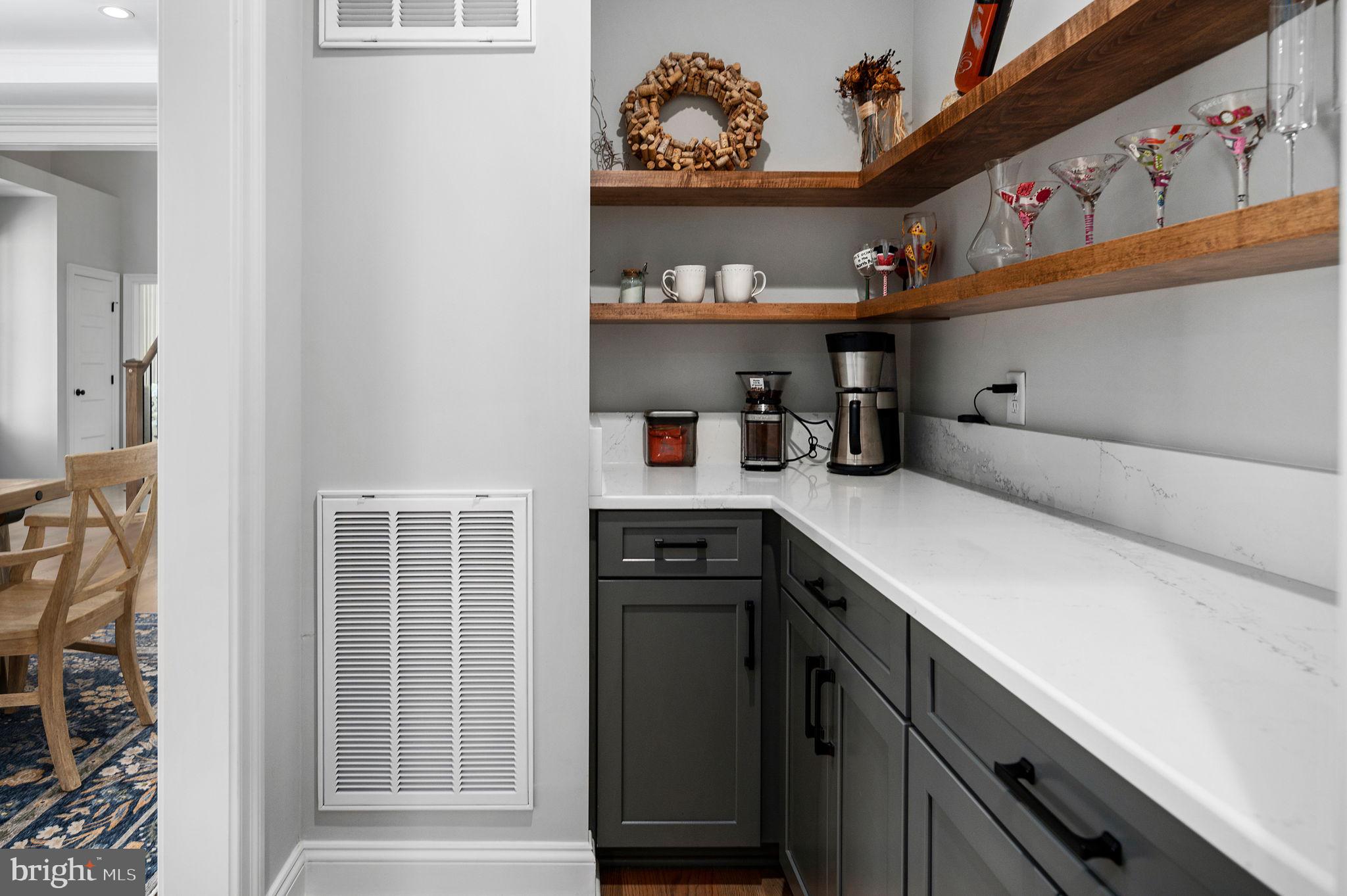 WATER EDGE ESTATES - Residential