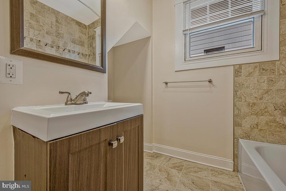 MOUNT RAINIER - Residential