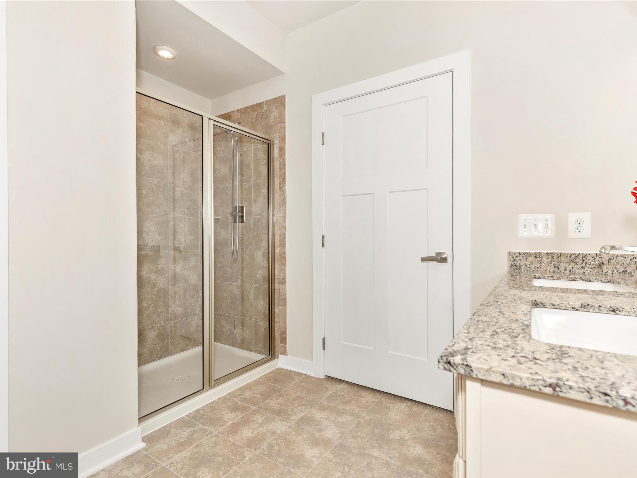 LINGANORE GARDEN CONDOMINIUMS - Residential