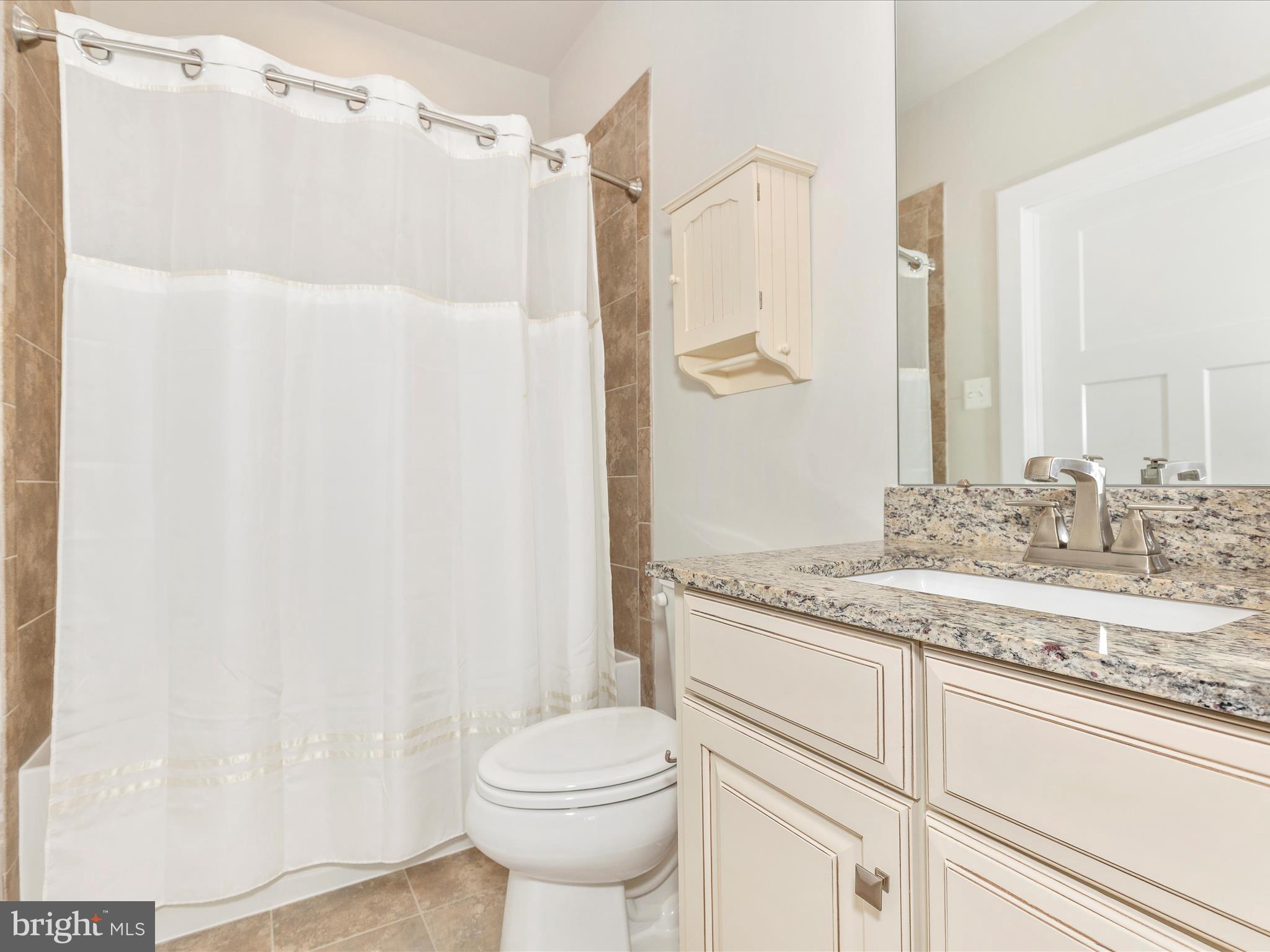 LINGANORE GARDEN CONDOMINIUMS - Residential