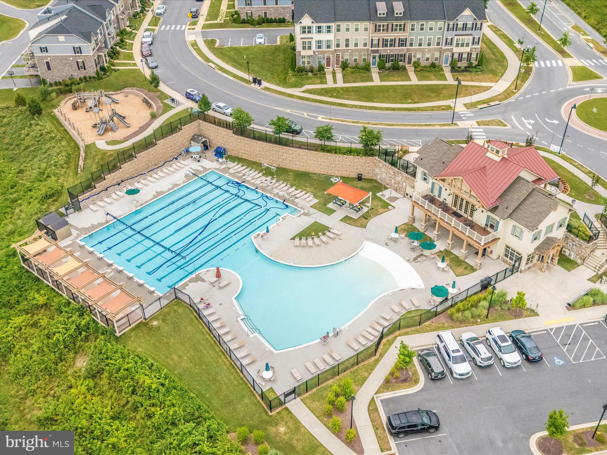 LINGANORE GARDEN CONDOMINIUMS - Residential