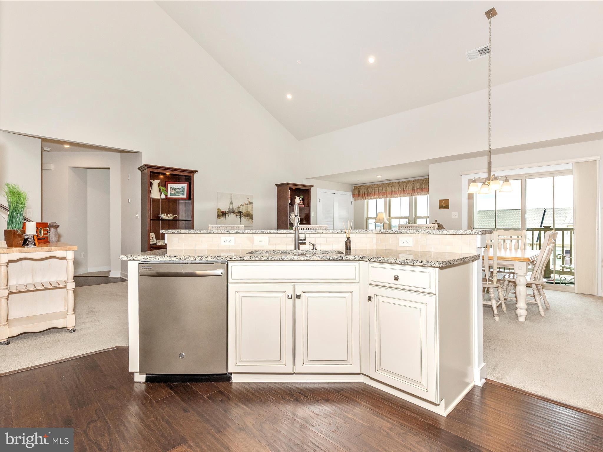 LINGANORE GARDEN CONDOMINIUMS - Residential