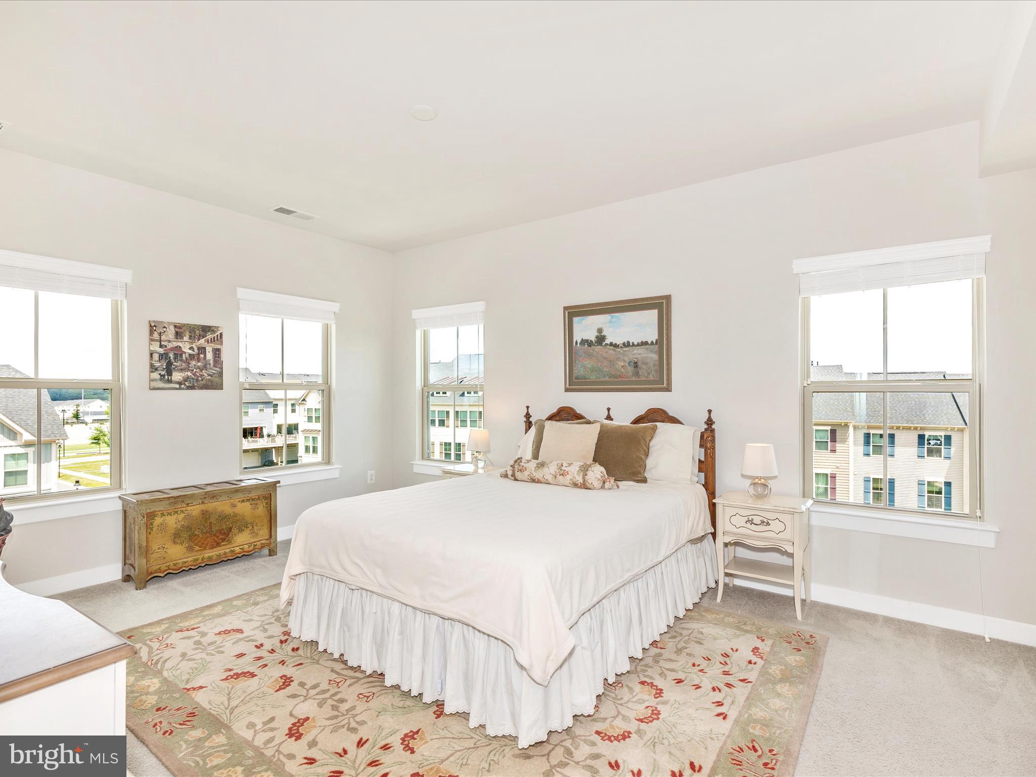 LINGANORE GARDEN CONDOMINIUMS - Residential