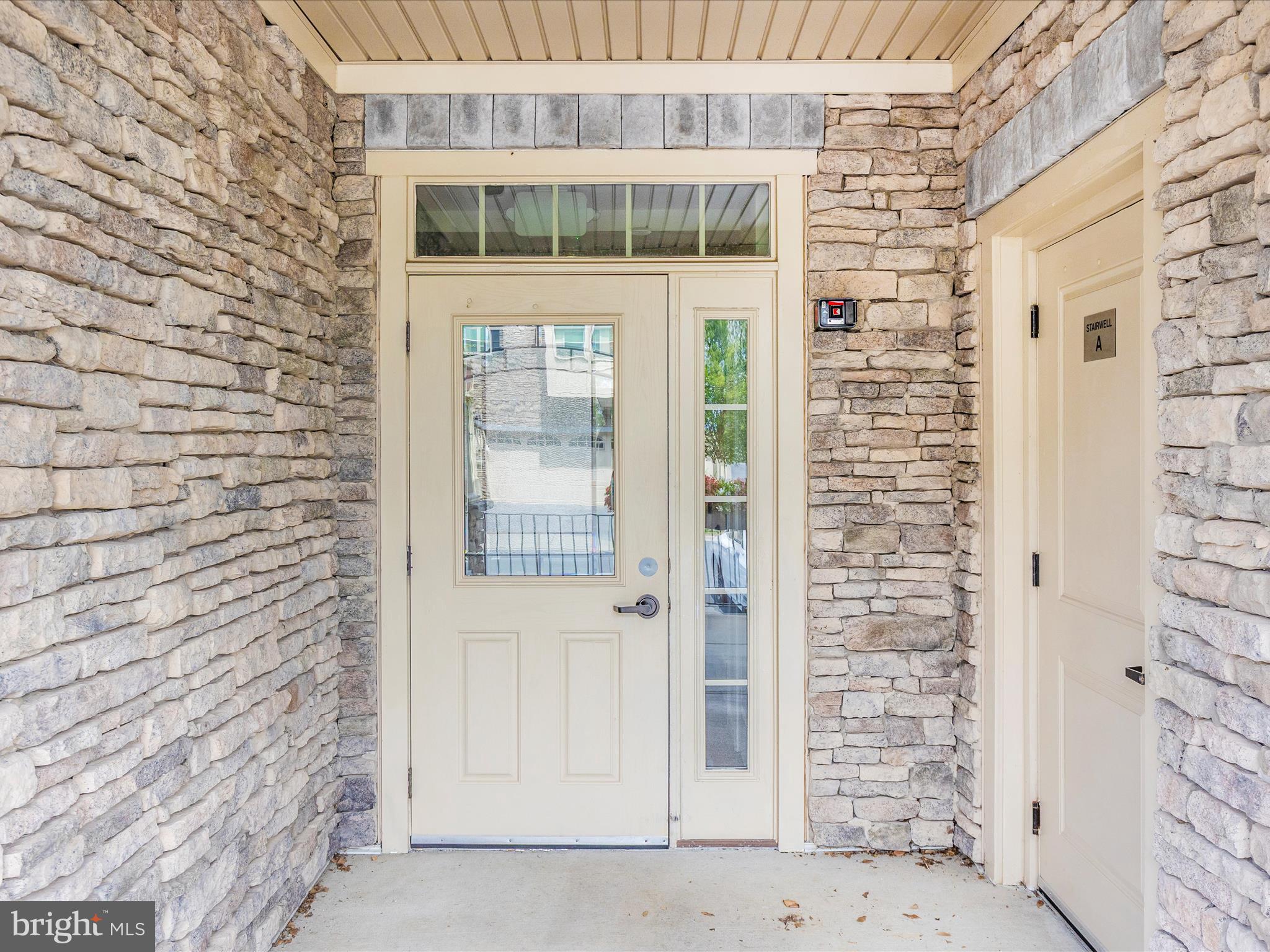 LINGANORE GARDEN CONDOMINIUMS - Residential