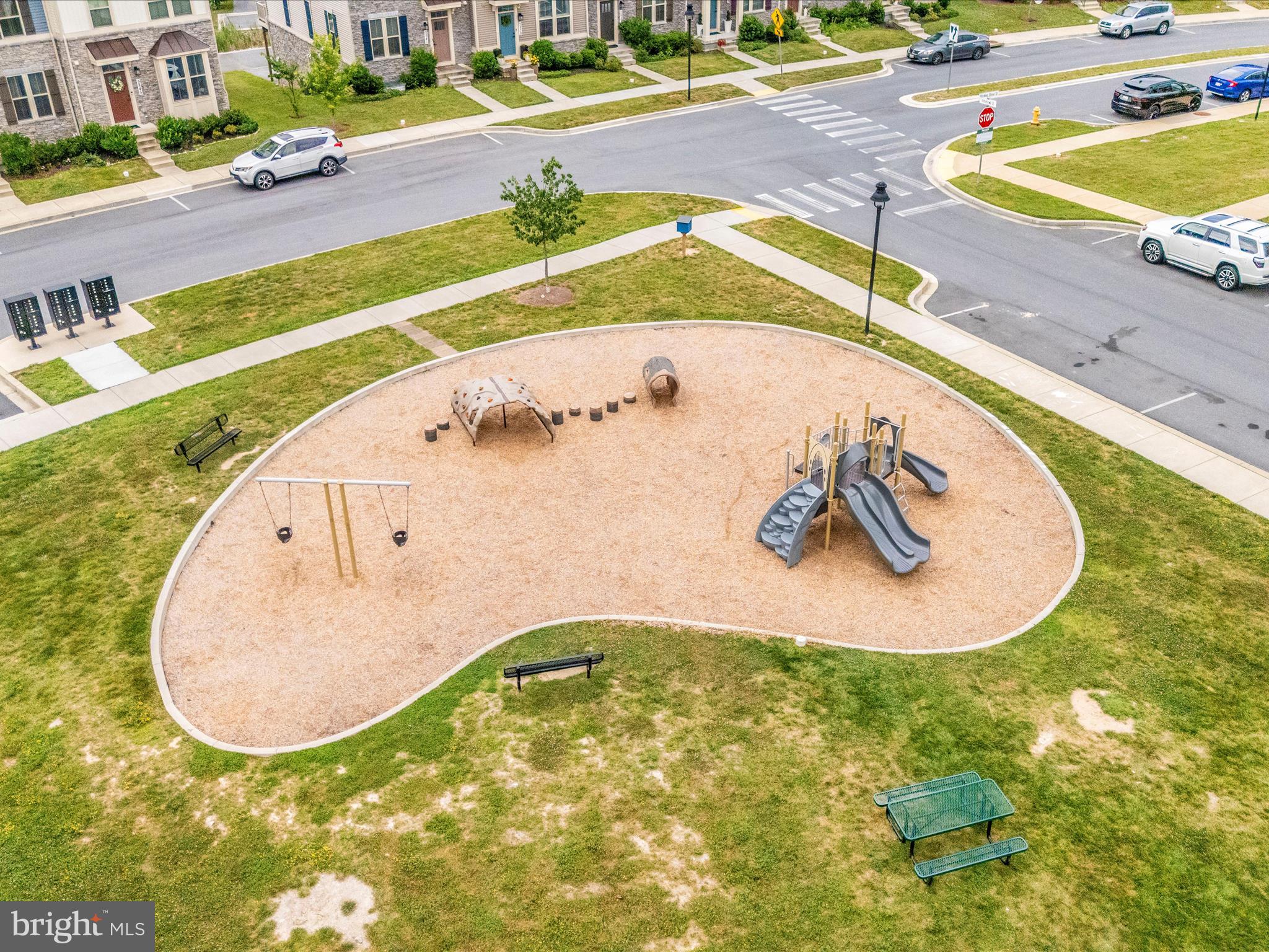 LINGANORE GARDEN CONDOMINIUMS - Residential