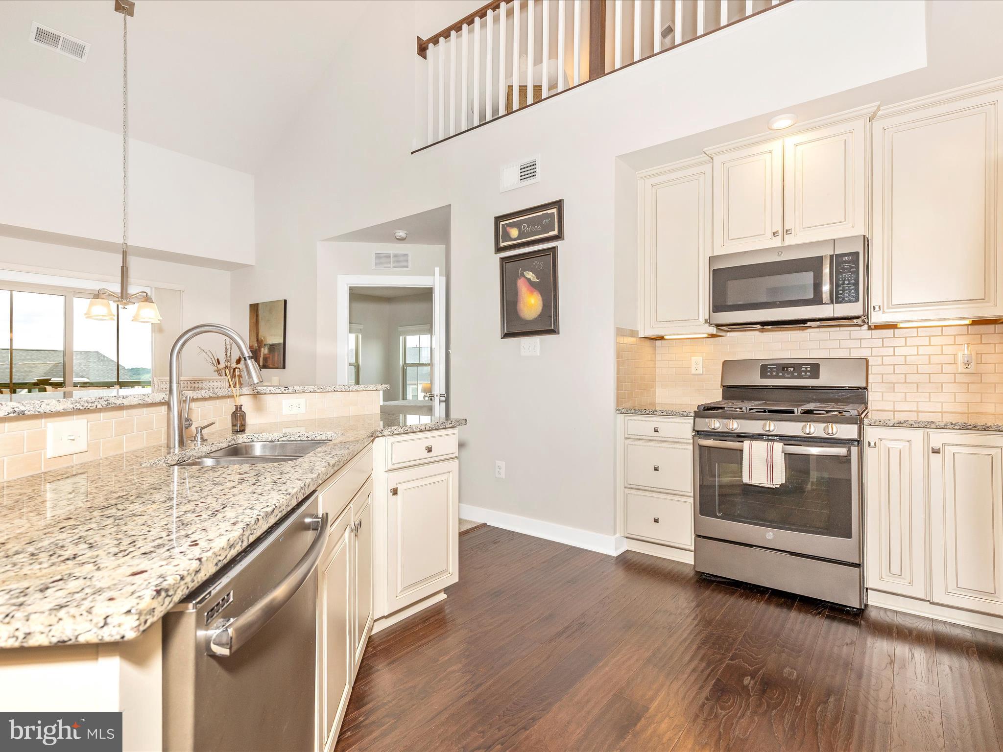 LINGANORE GARDEN CONDOMINIUMS - Residential