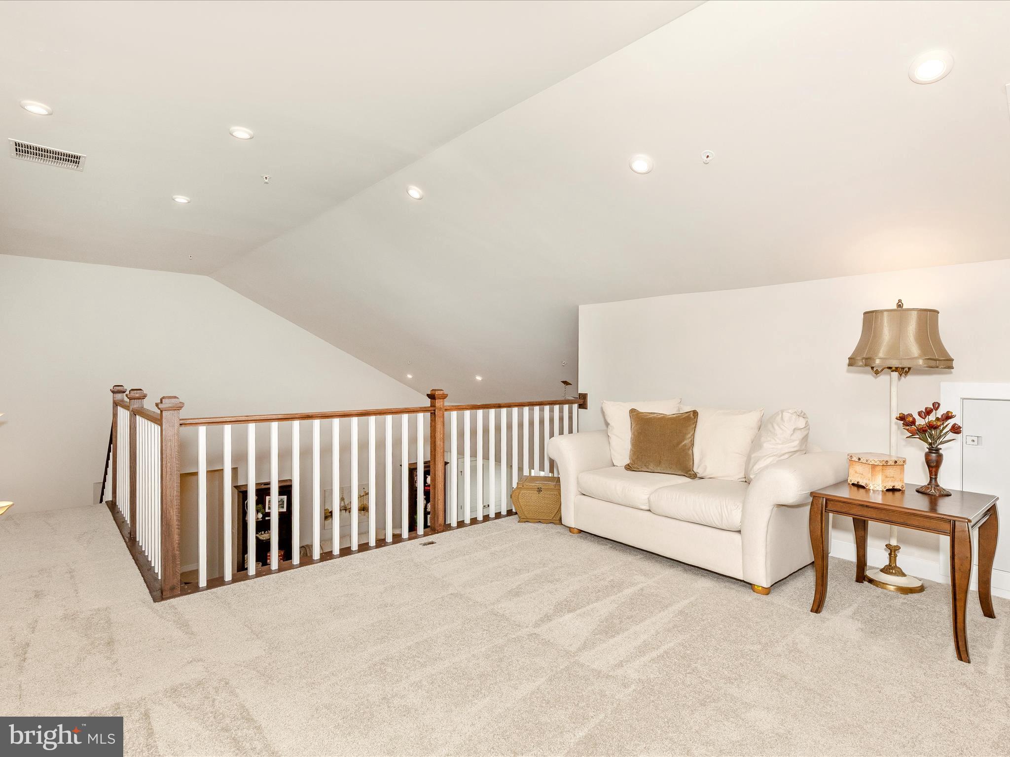 LINGANORE GARDEN CONDOMINIUMS - Residential