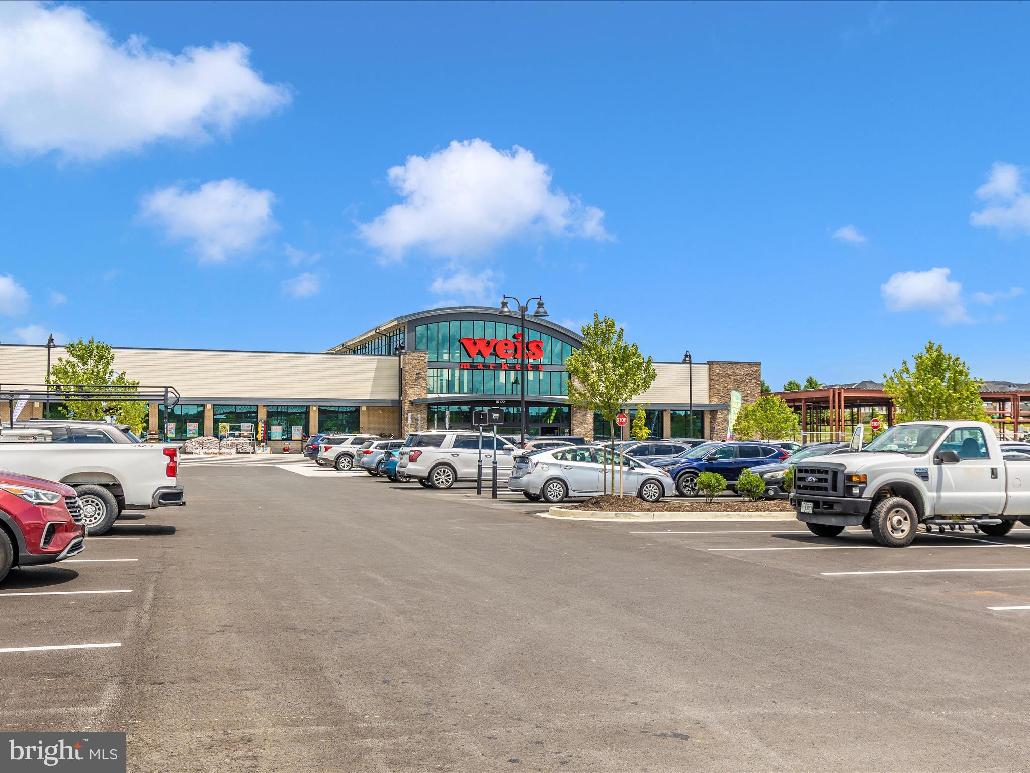 LINGANORE GARDEN CONDOMINIUMS - Residential