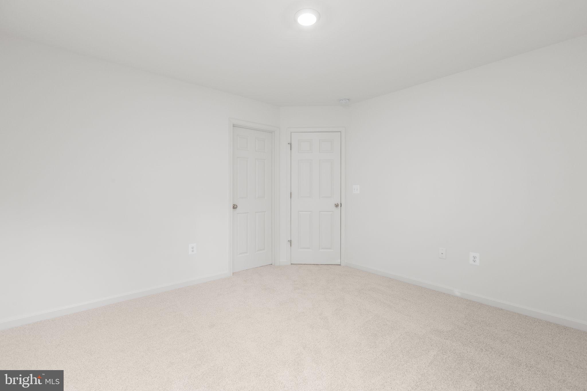 GOVERNOR SPOTSWOOD ESTATES - Residential