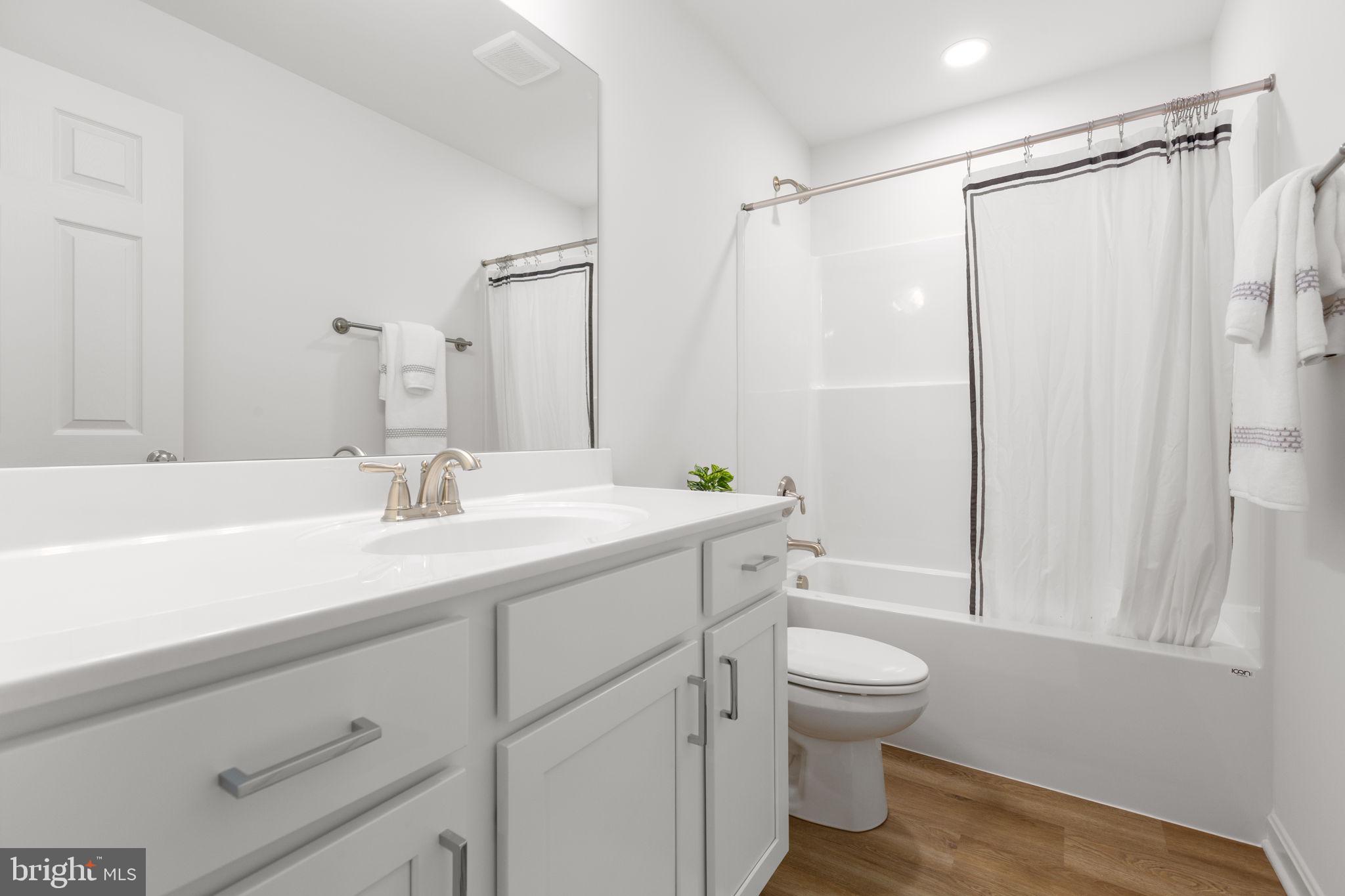 GOVERNOR SPOTSWOOD ESTATES - Residential