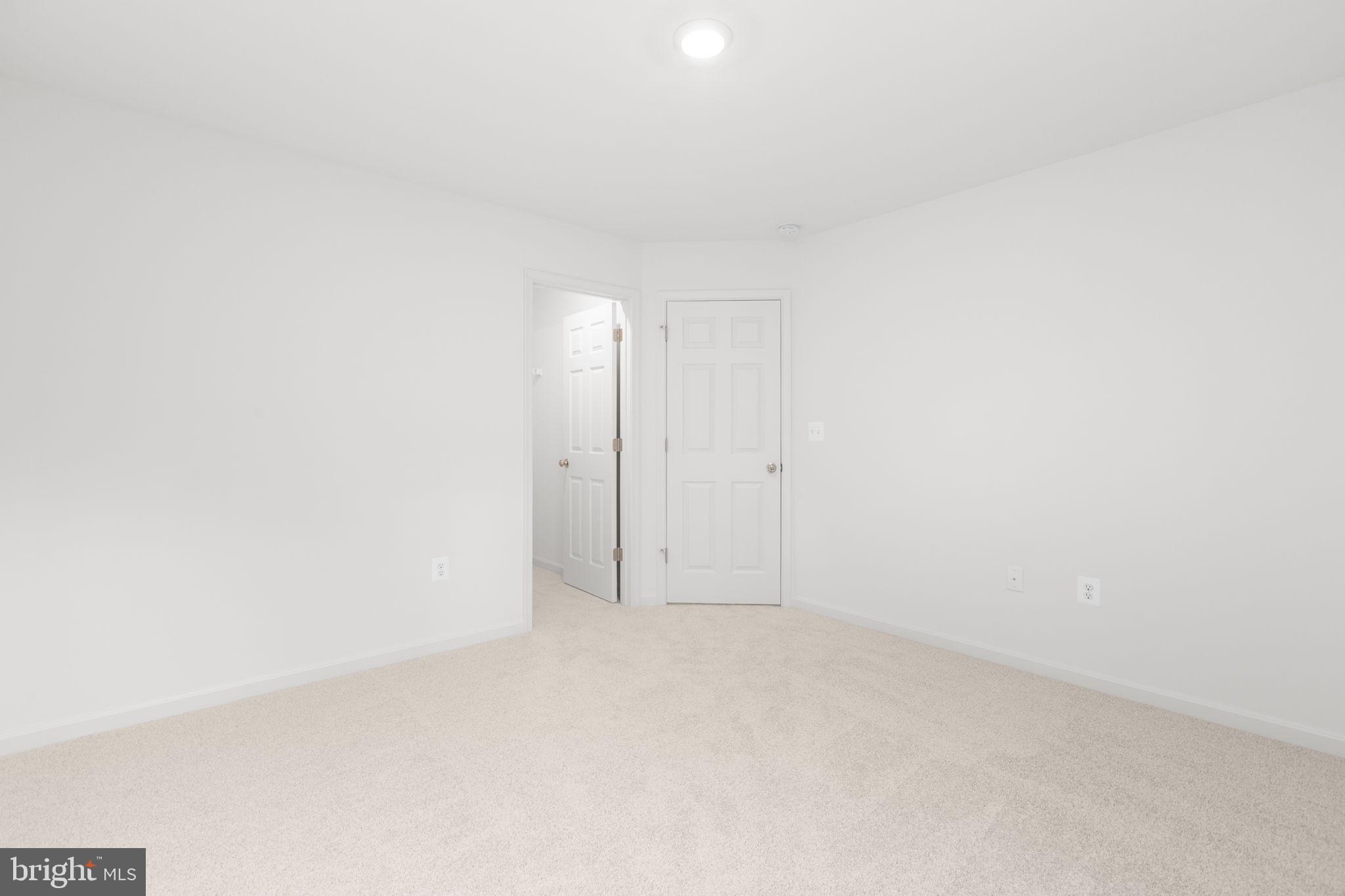 GOVERNOR SPOTSWOOD ESTATES - Residential