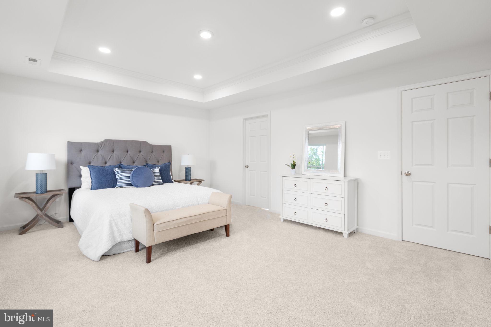 GOVERNOR SPOTSWOOD ESTATES - Residential