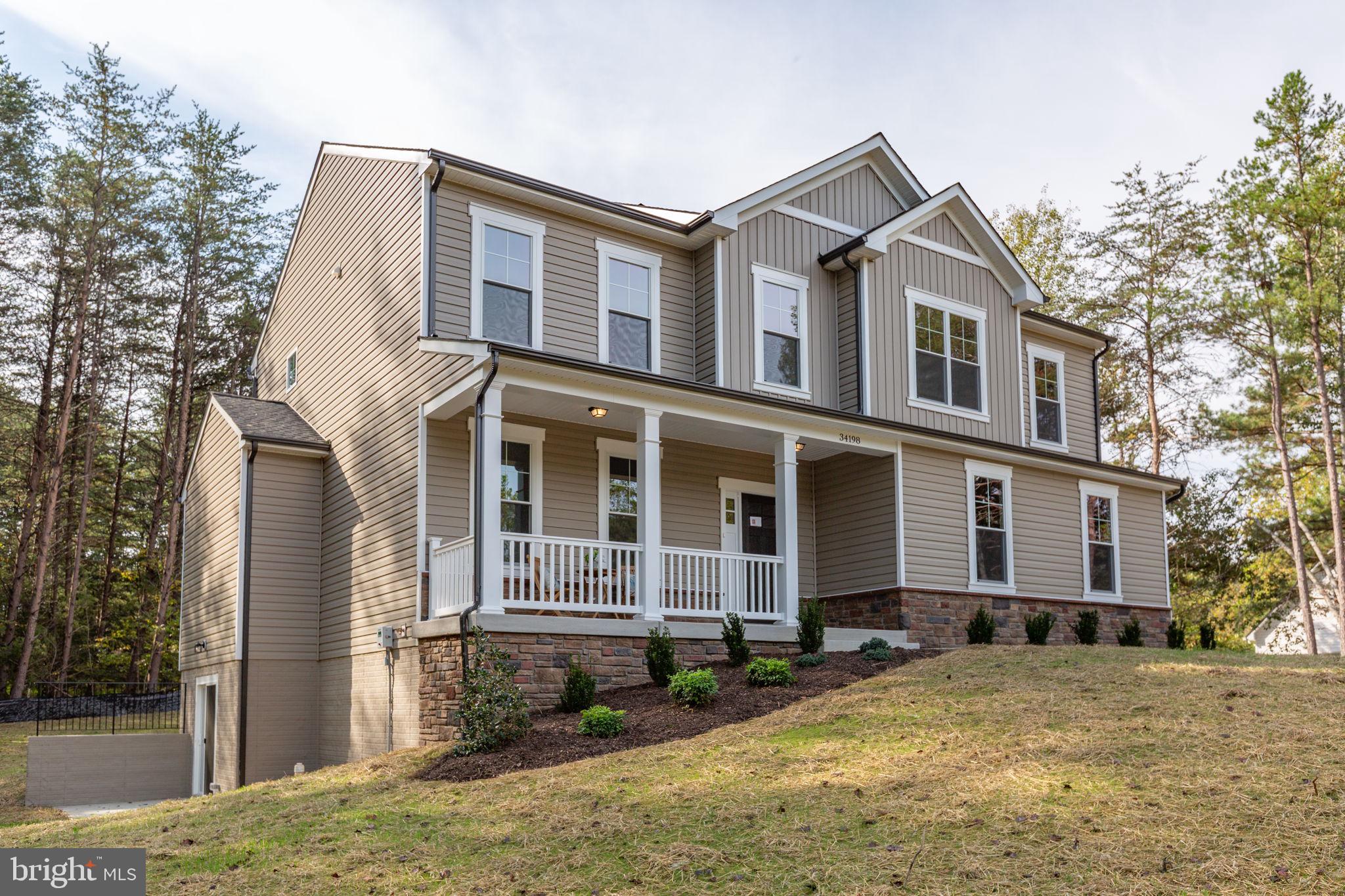 GOVERNOR SPOTSWOOD ESTATES - Residential