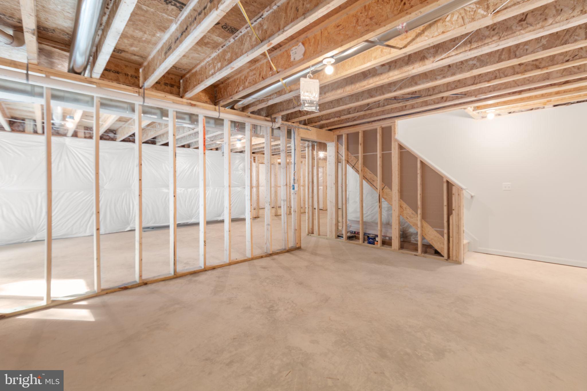 GOVERNOR SPOTSWOOD ESTATES - Residential