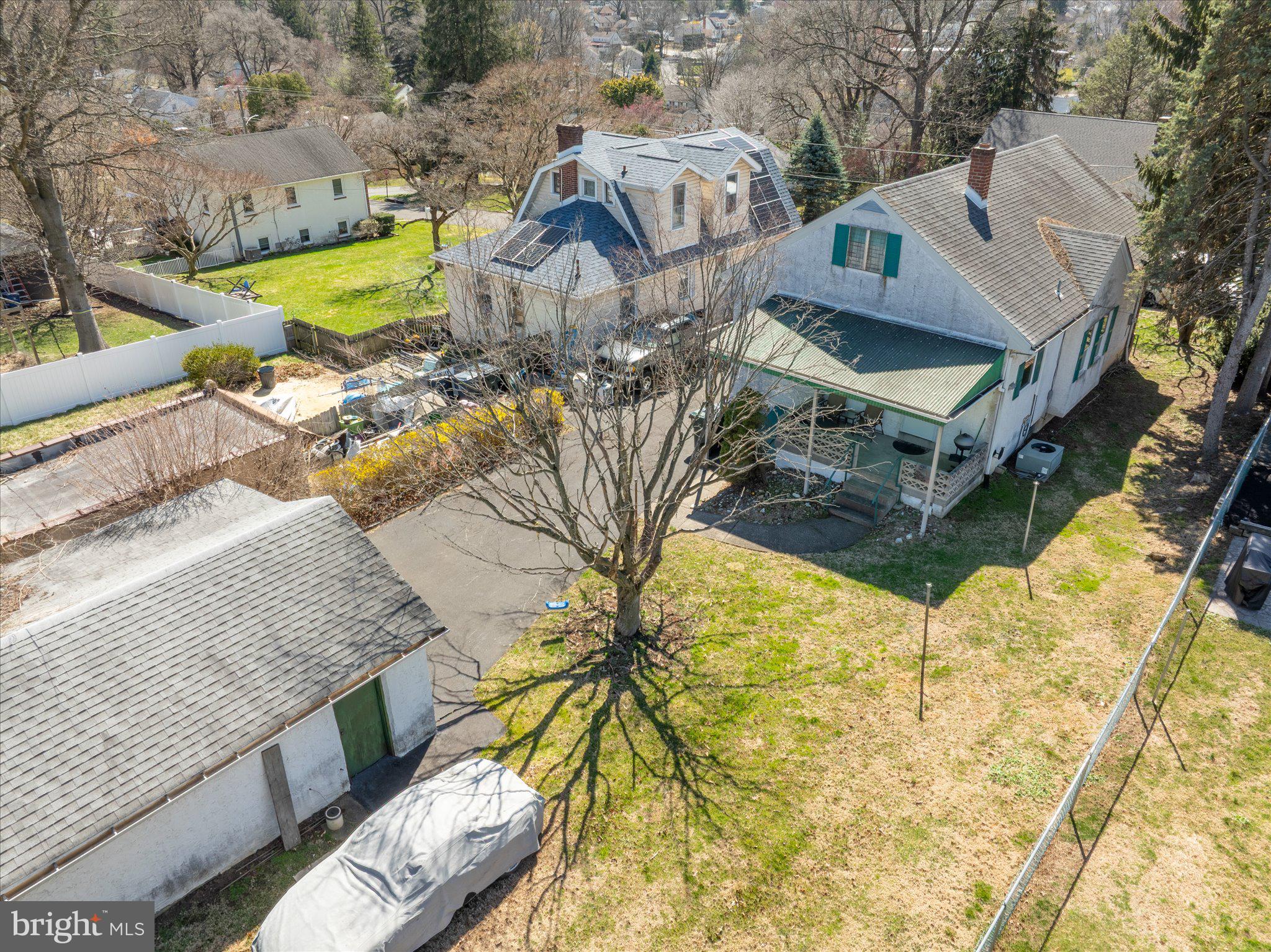 HUNTINGDON VALLEY - Residential