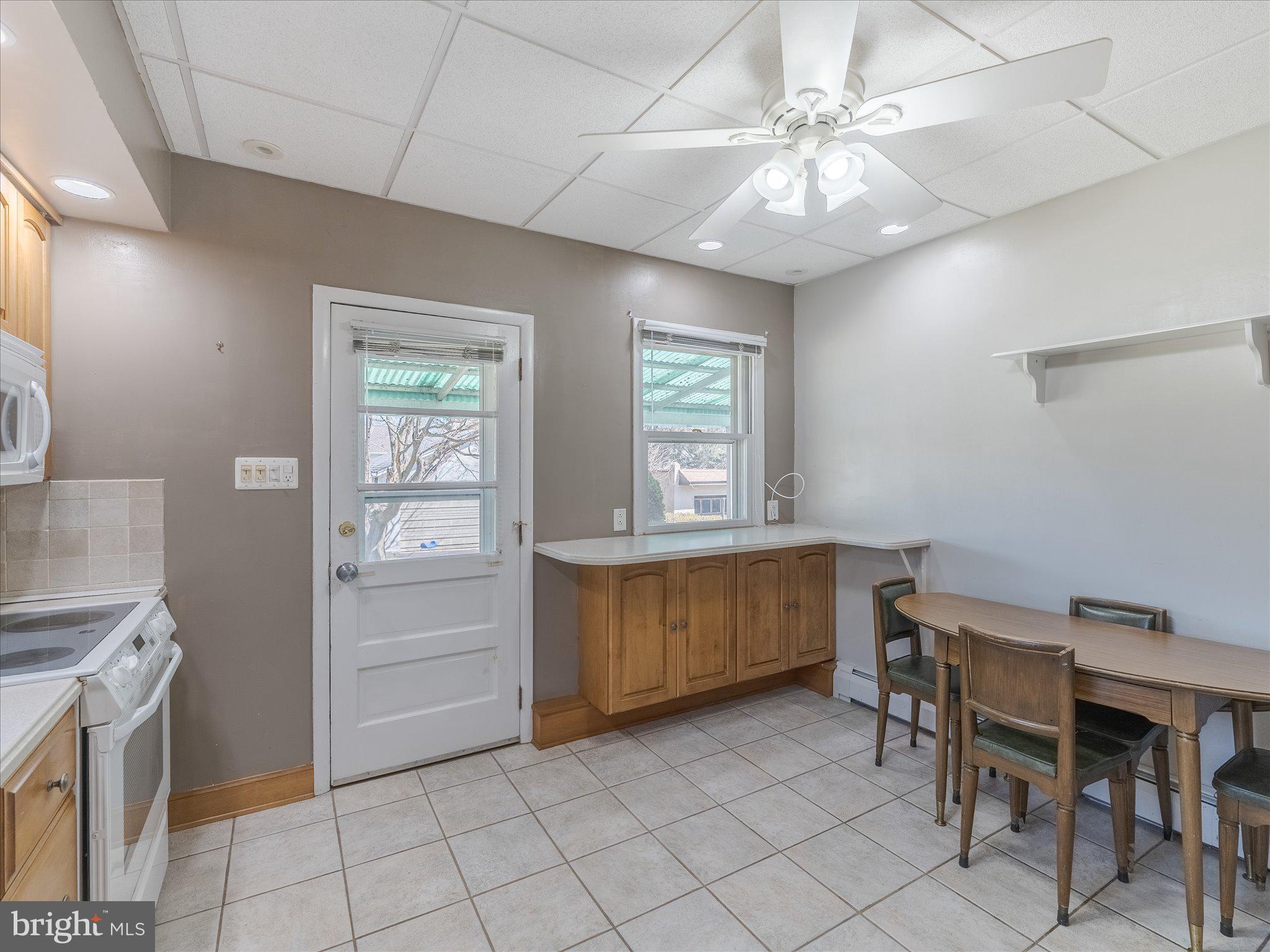 HUNTINGDON VALLEY - Residential