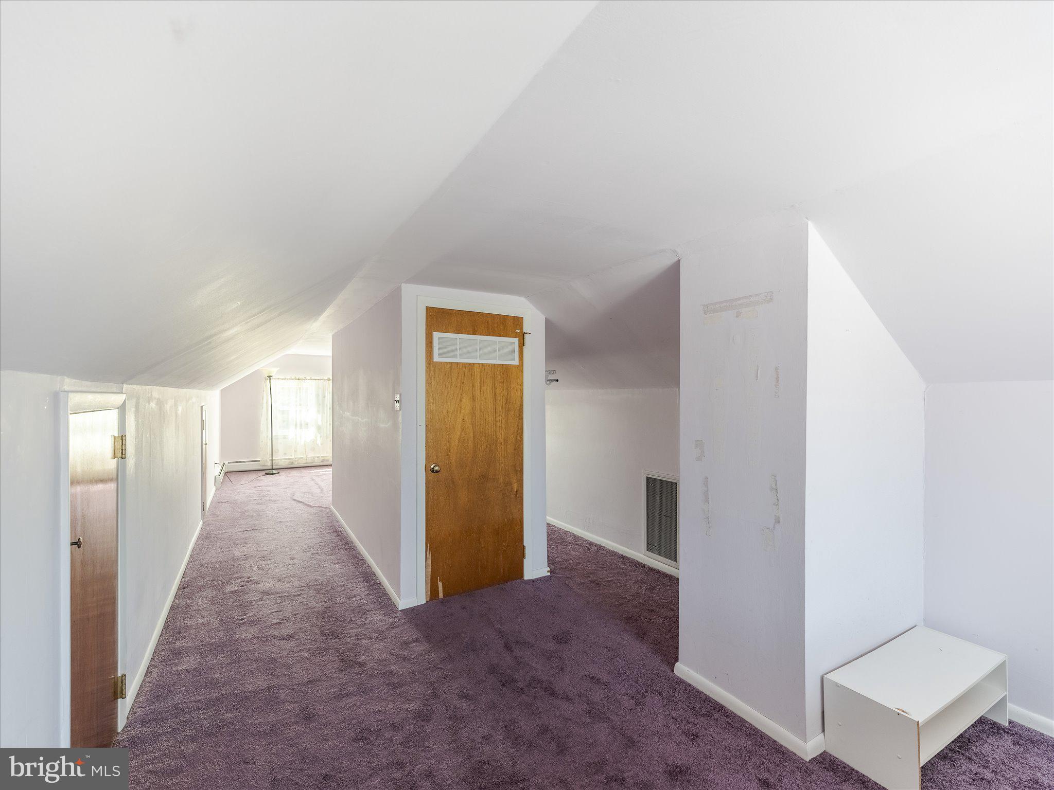 HUNTINGDON VALLEY - Residential