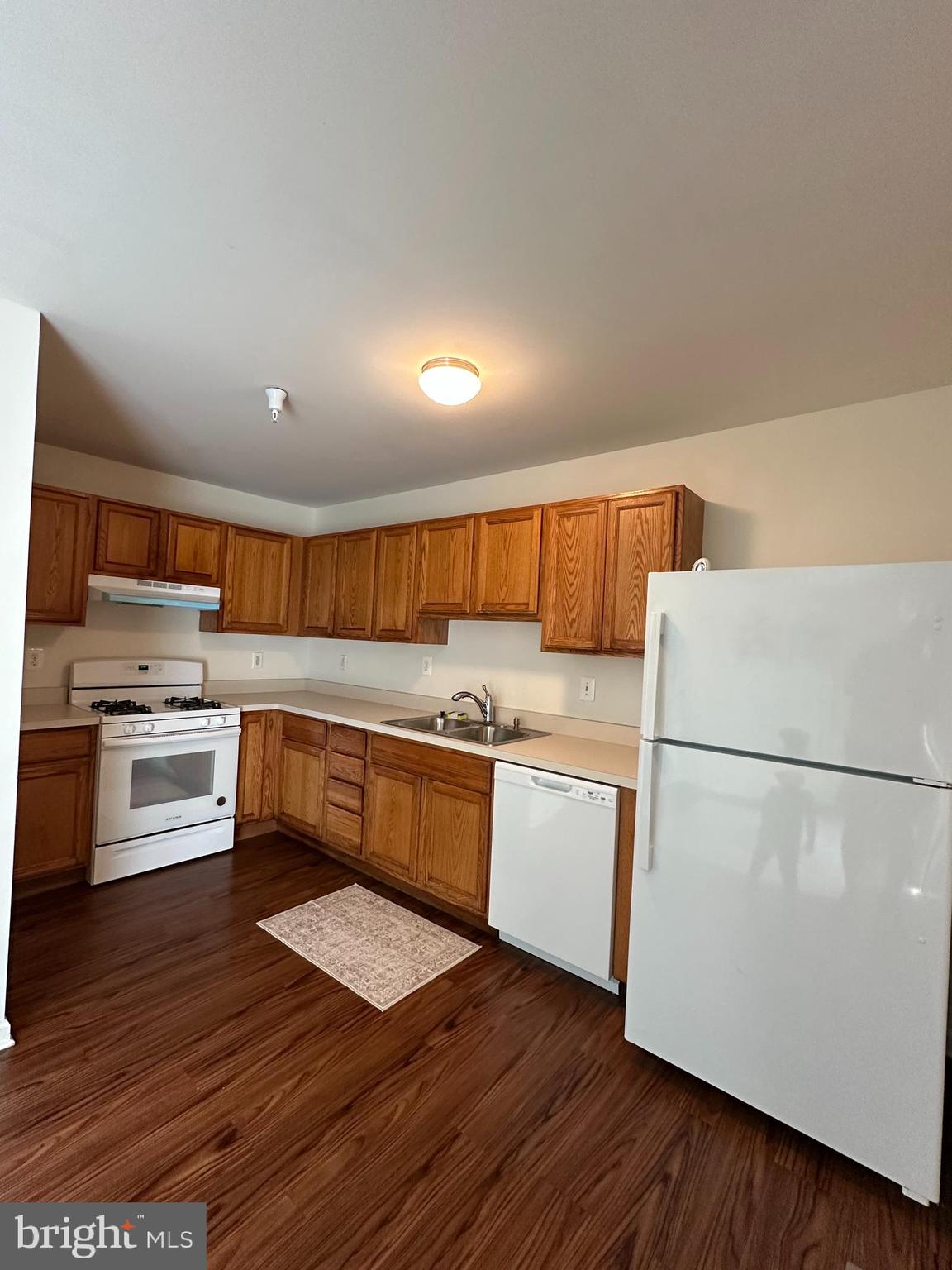 307 CENTER DEEN AVENUE