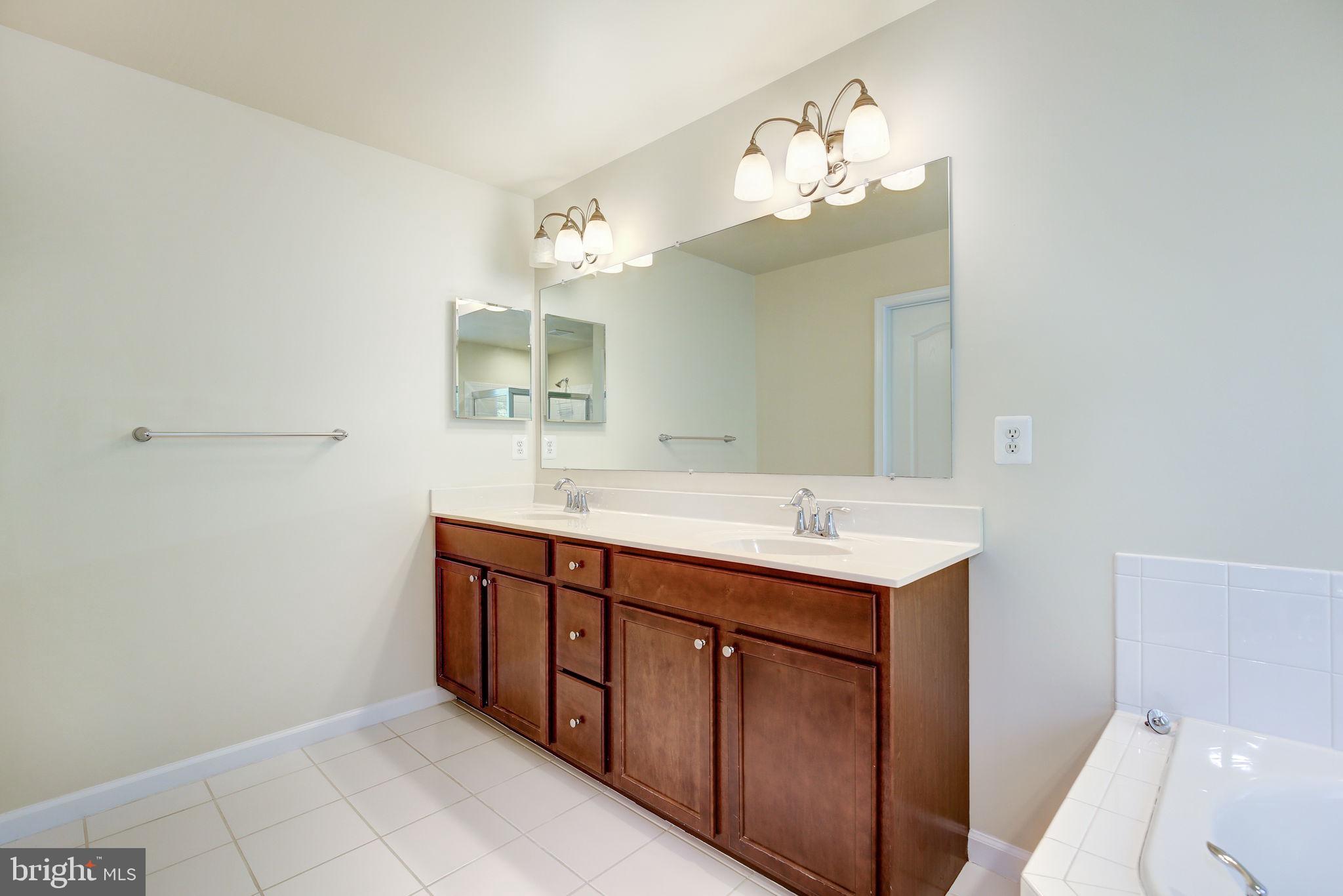 BEECH TREE NORTH VILLAGE - Residential Lease