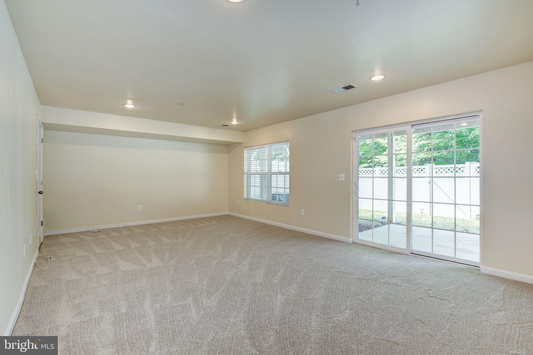 BEECH TREE NORTH VILLAGE - Residential Lease