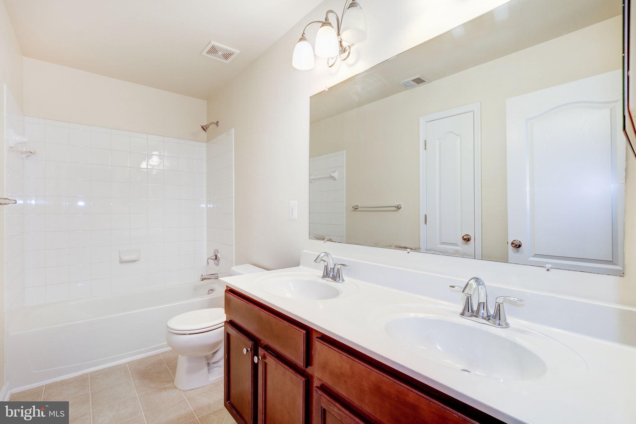 BEECH TREE NORTH VILLAGE - Residential Lease