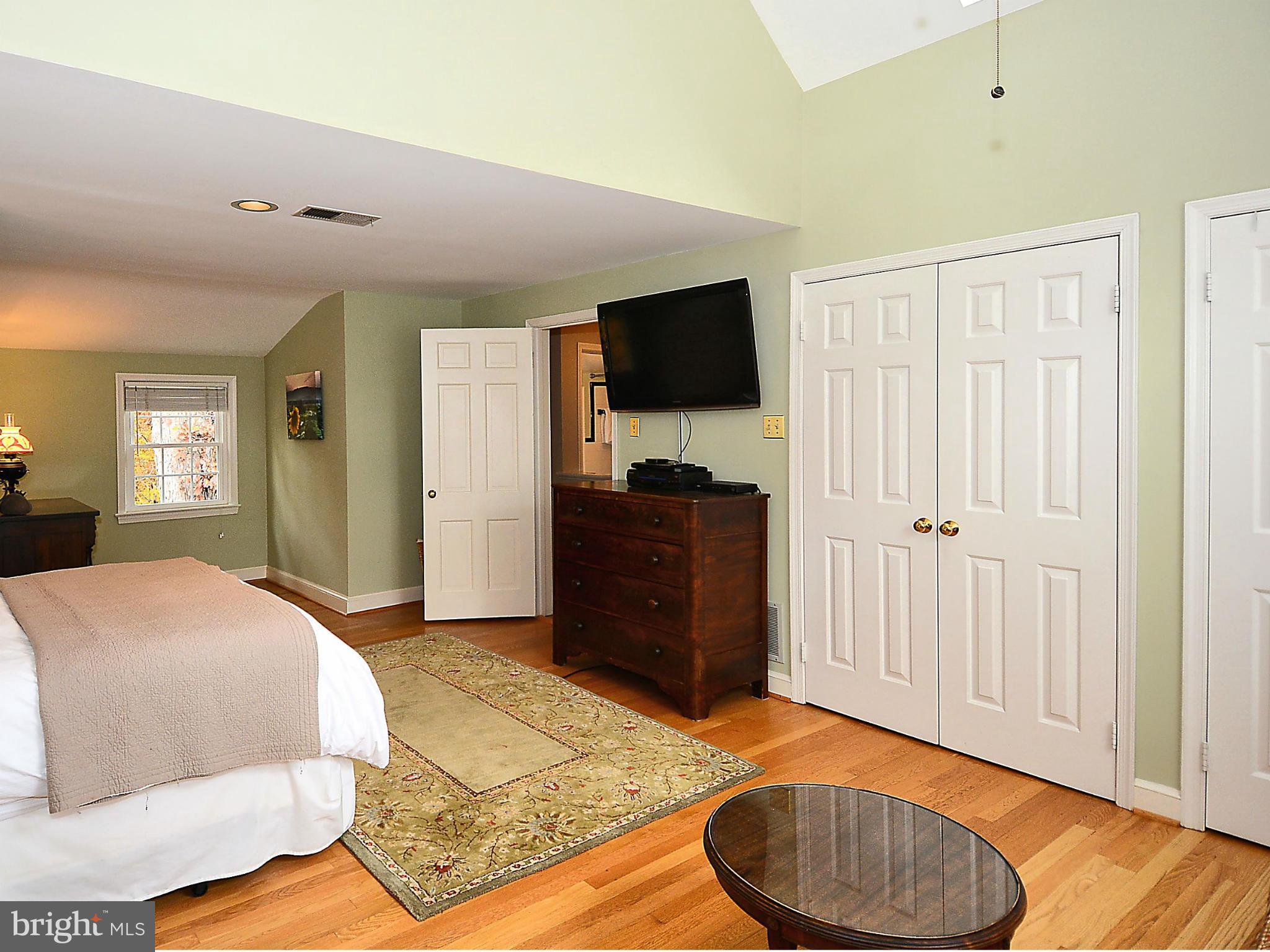 MONTICELLO PARK - Residential