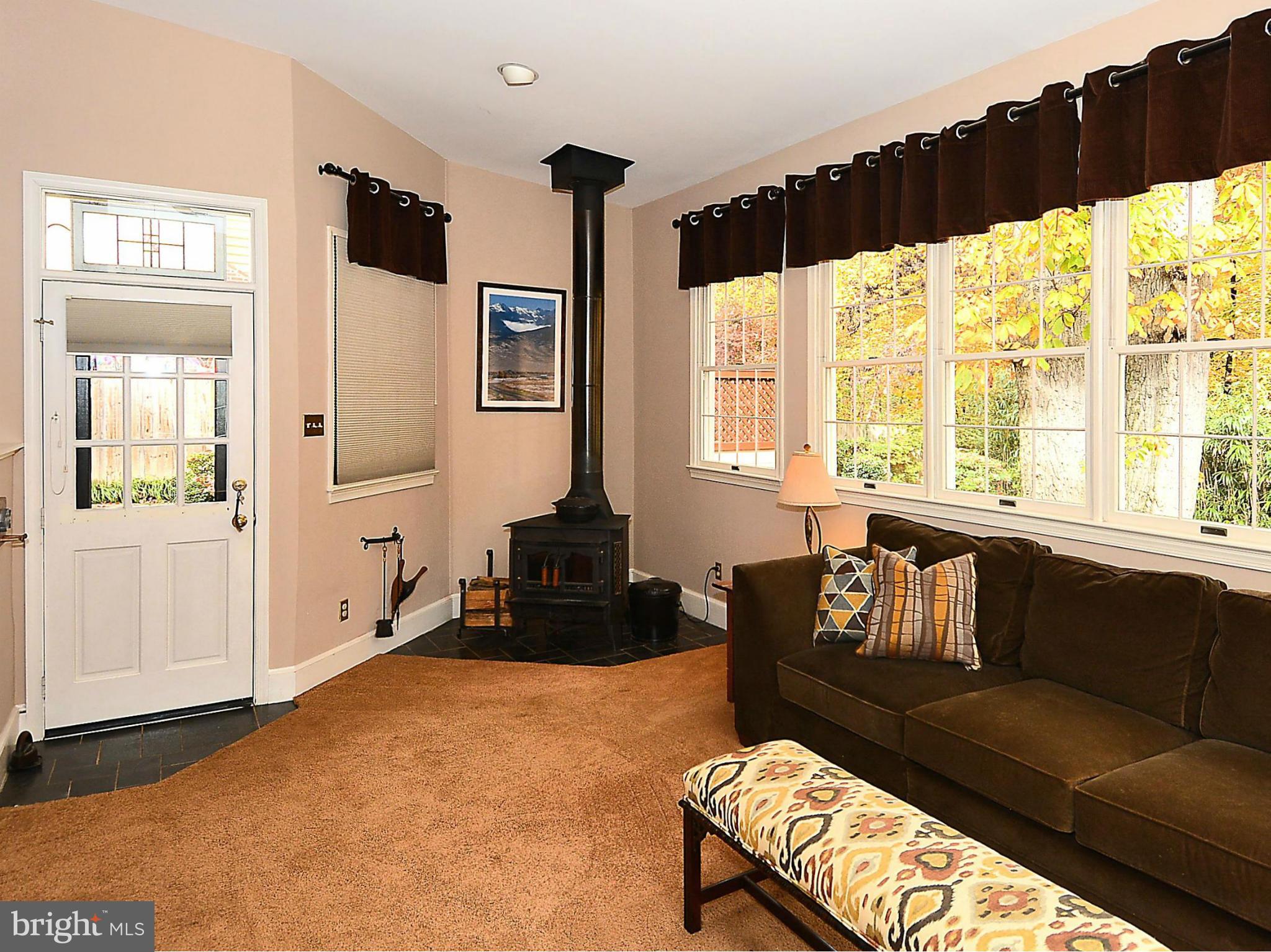 MONTICELLO PARK - Residential