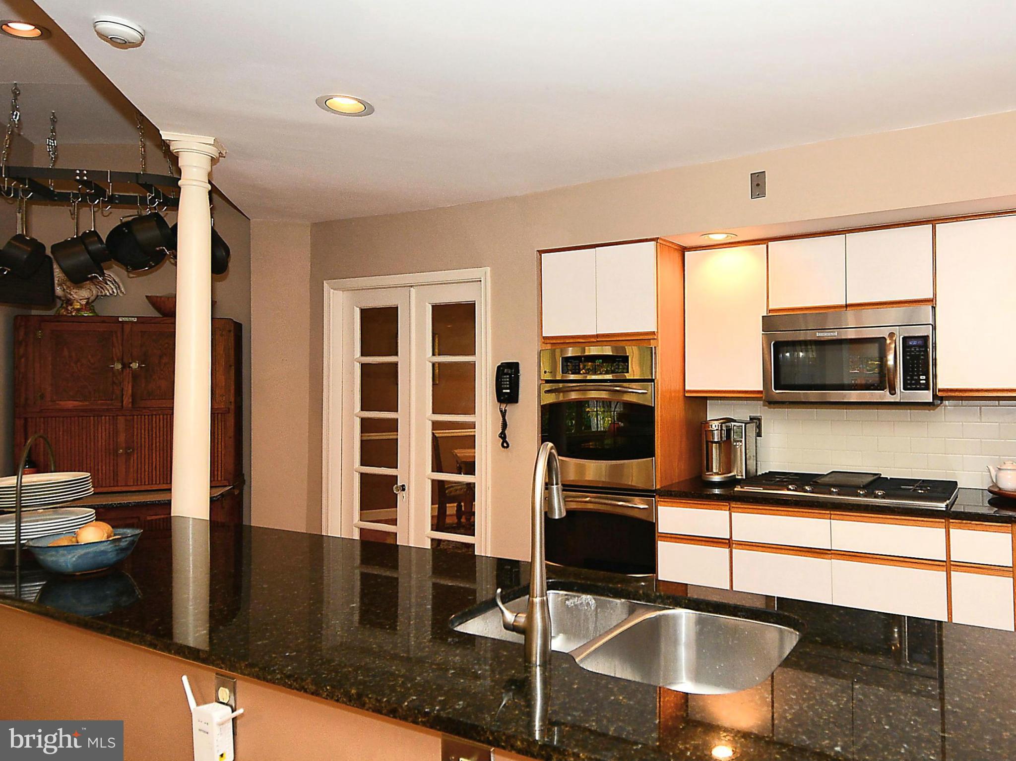 MONTICELLO PARK - Residential