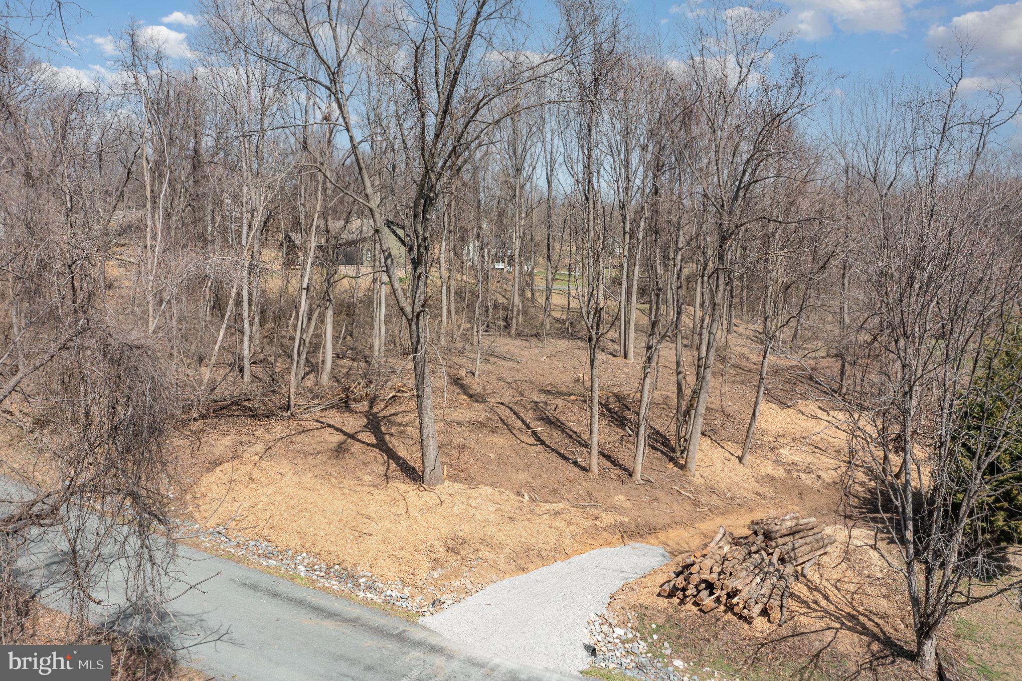 CARROLL VALLEY - Land