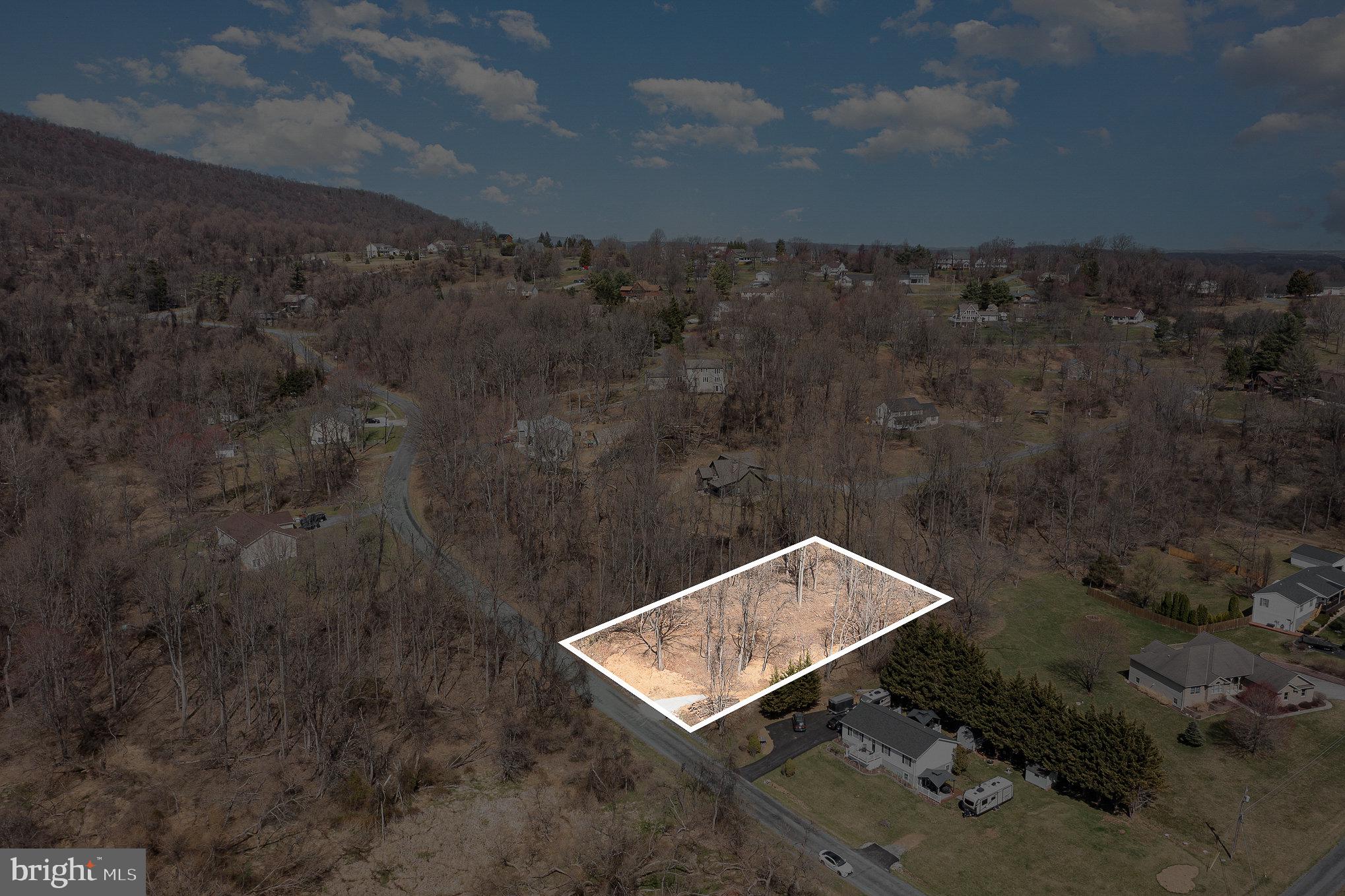 CARROLL VALLEY - Land