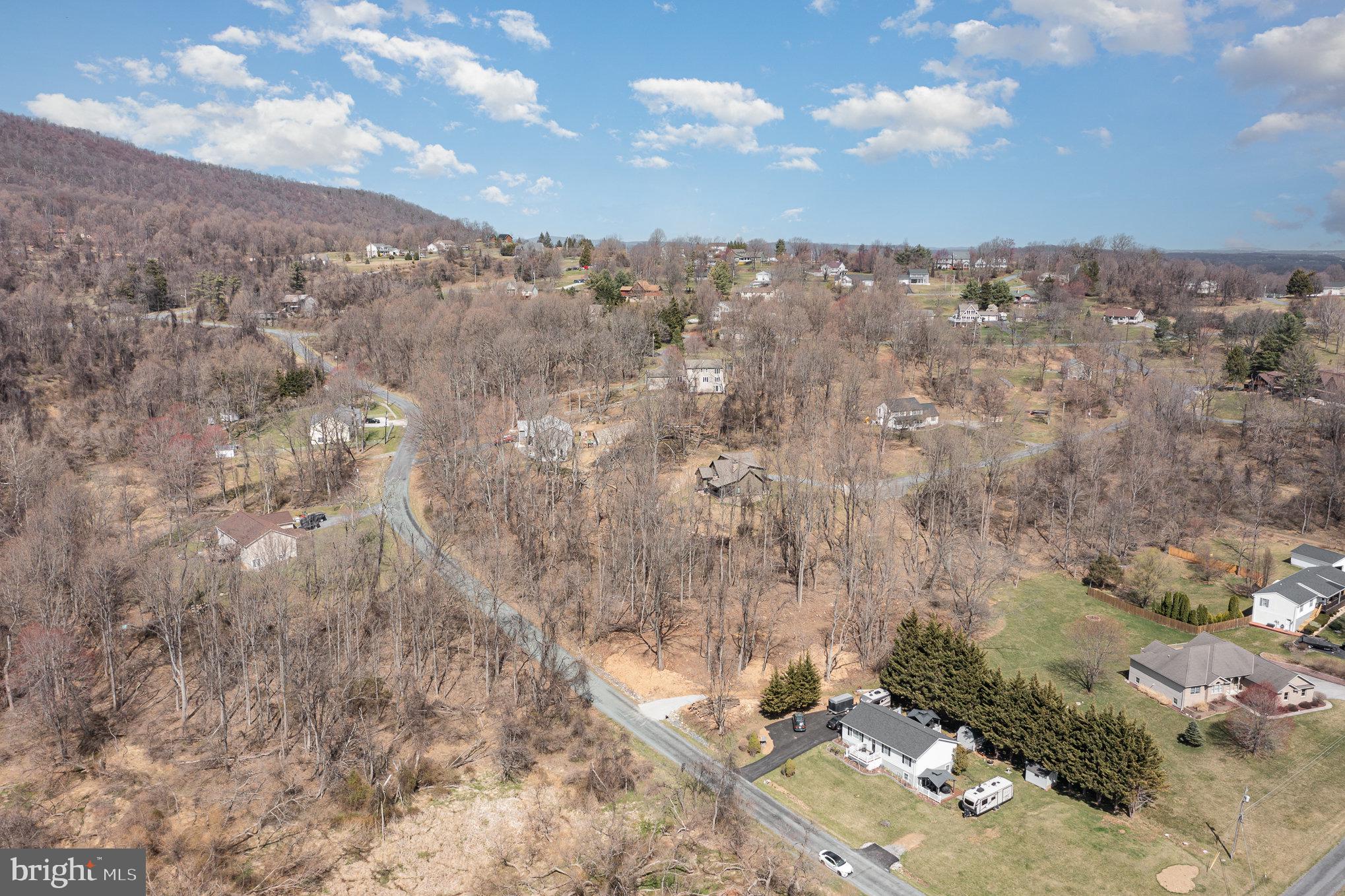 CARROLL VALLEY - Land