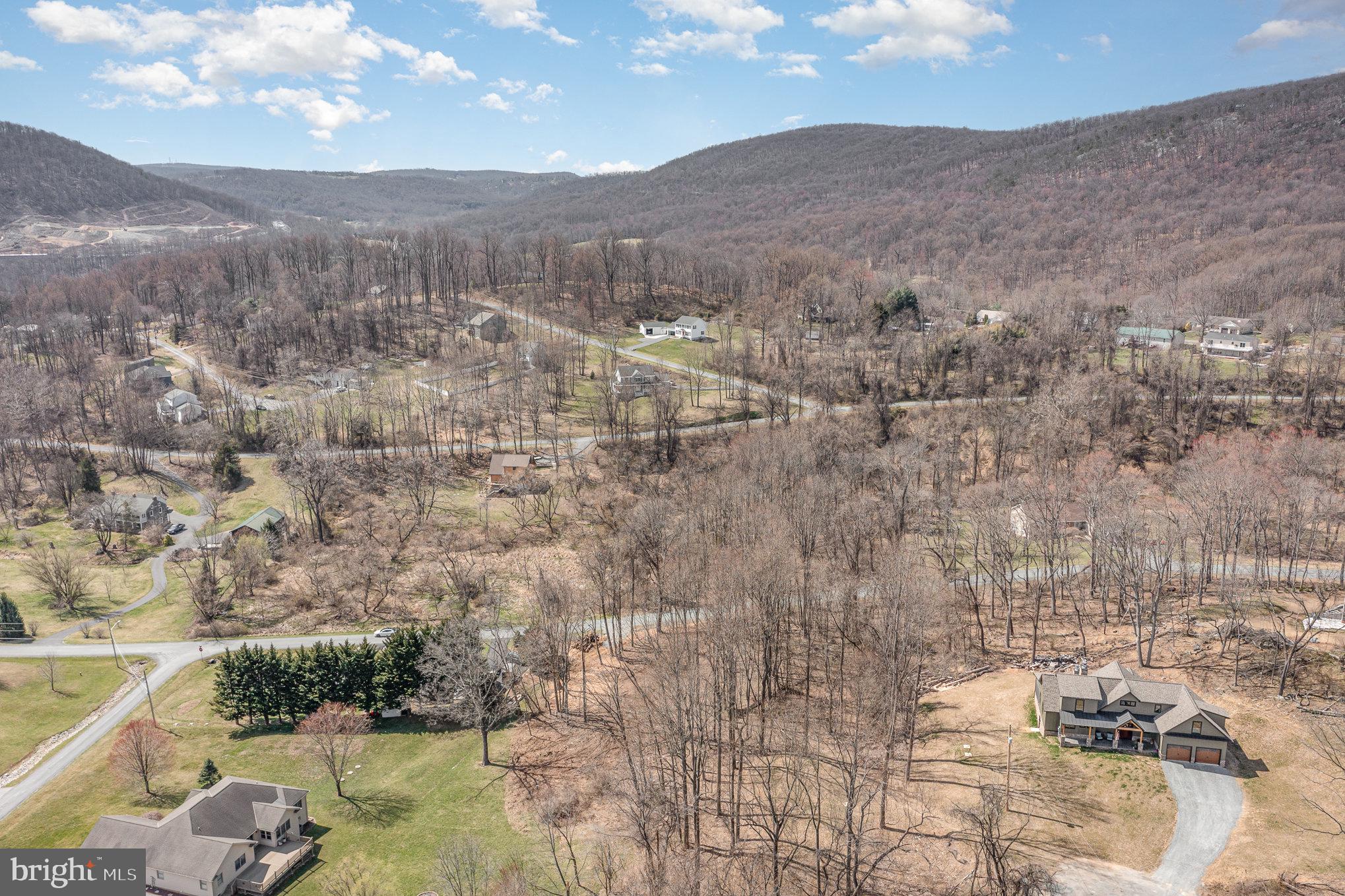 CARROLL VALLEY - Land