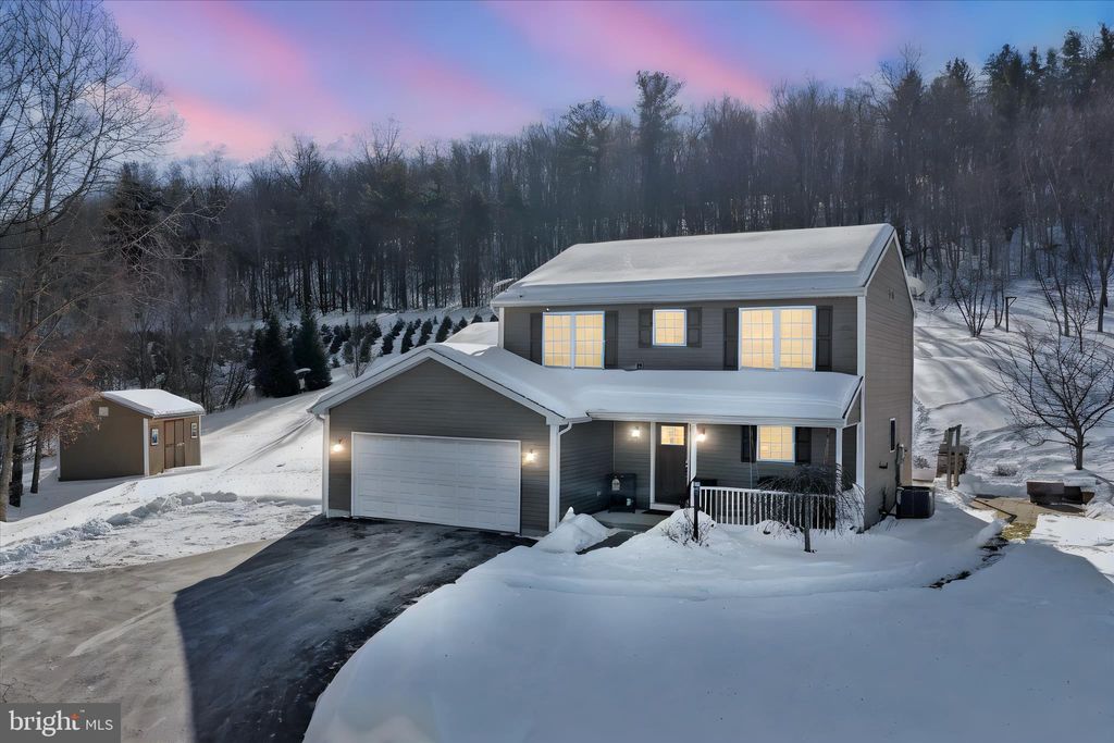 Photo of 72 Evergreen Drive, NEW RINGGOLD, PA 17960 (MLS # PASK2025350)