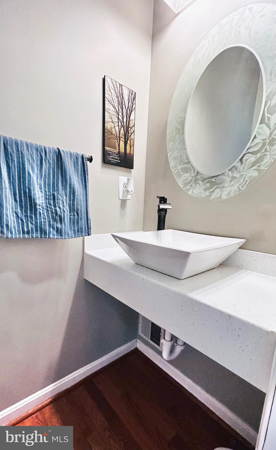 MONTCLAIR - Residential Lease