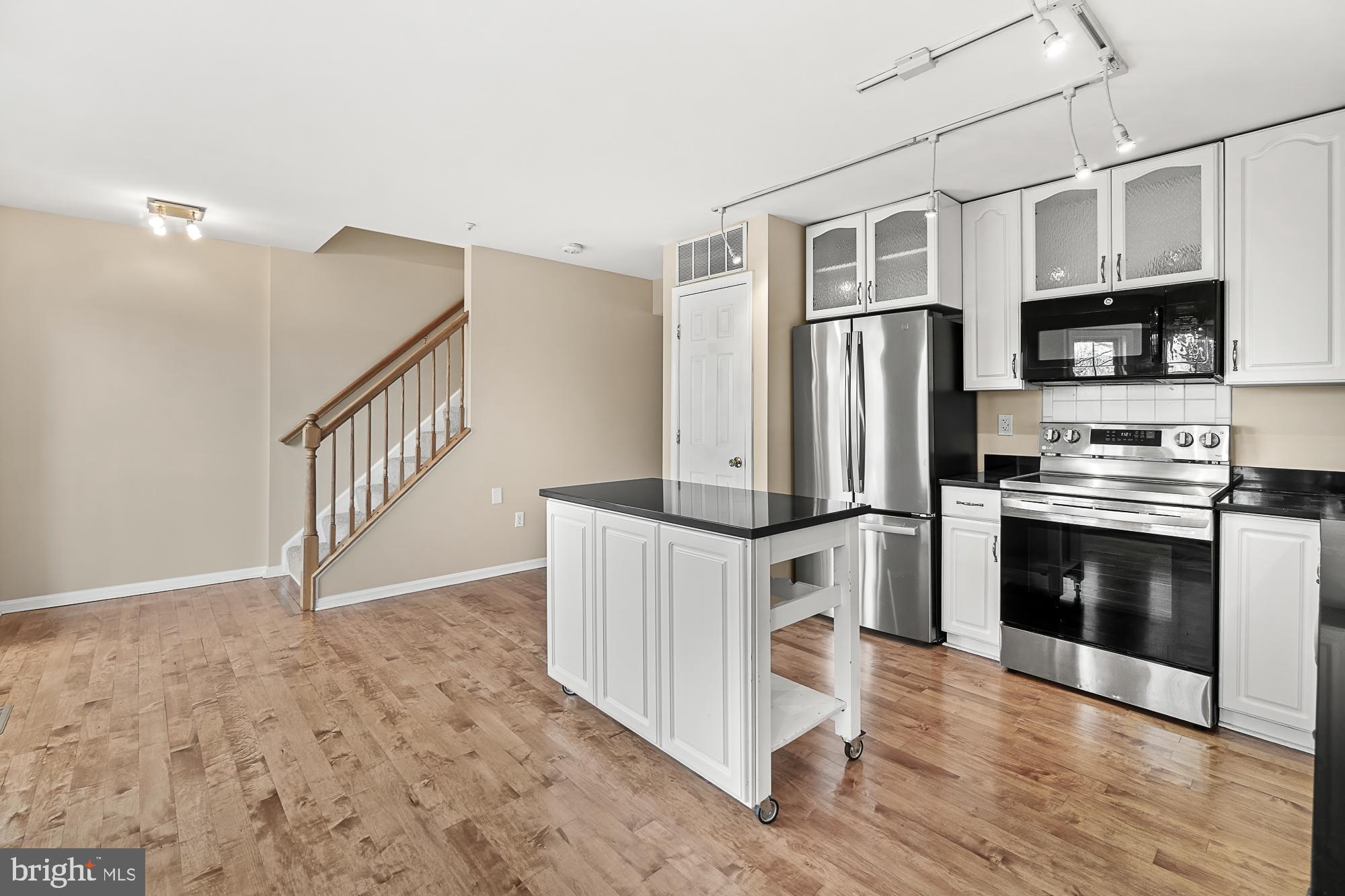 CANAL RUN - Residential