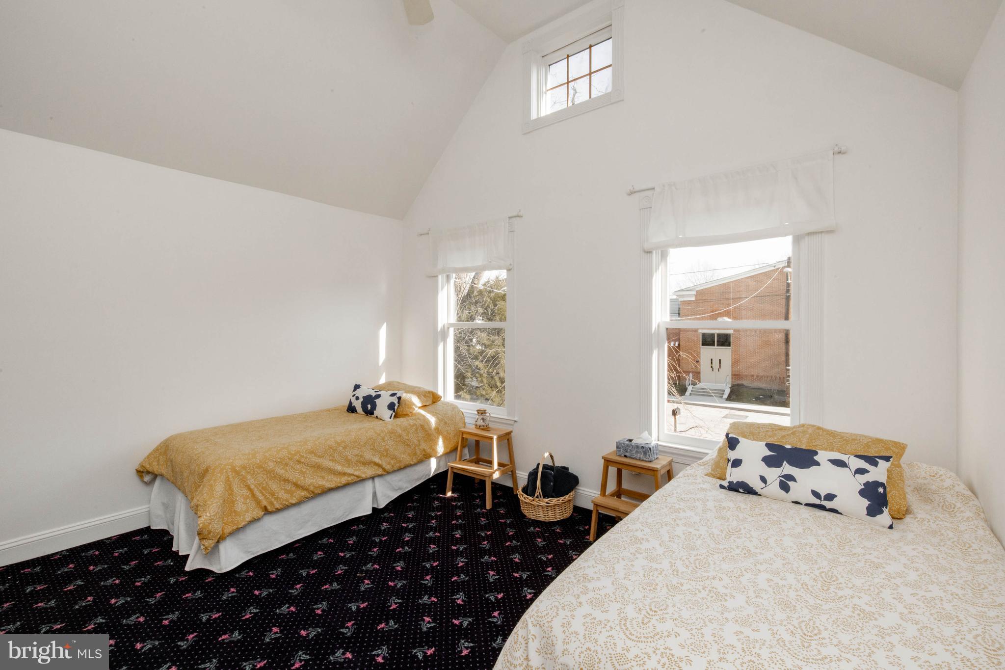 WEST ANNAPOLIS - Residential