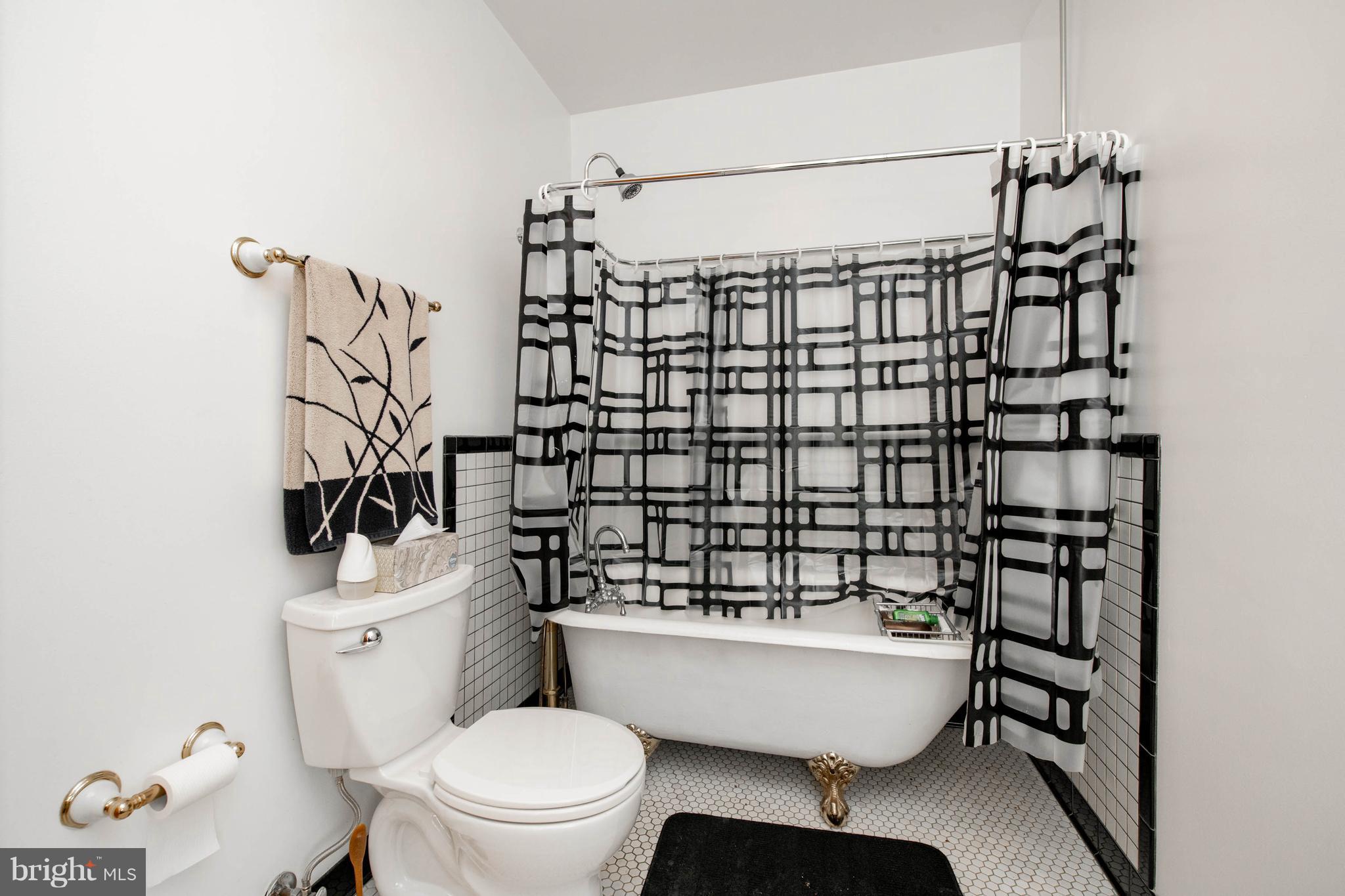 WEST ANNAPOLIS - Residential