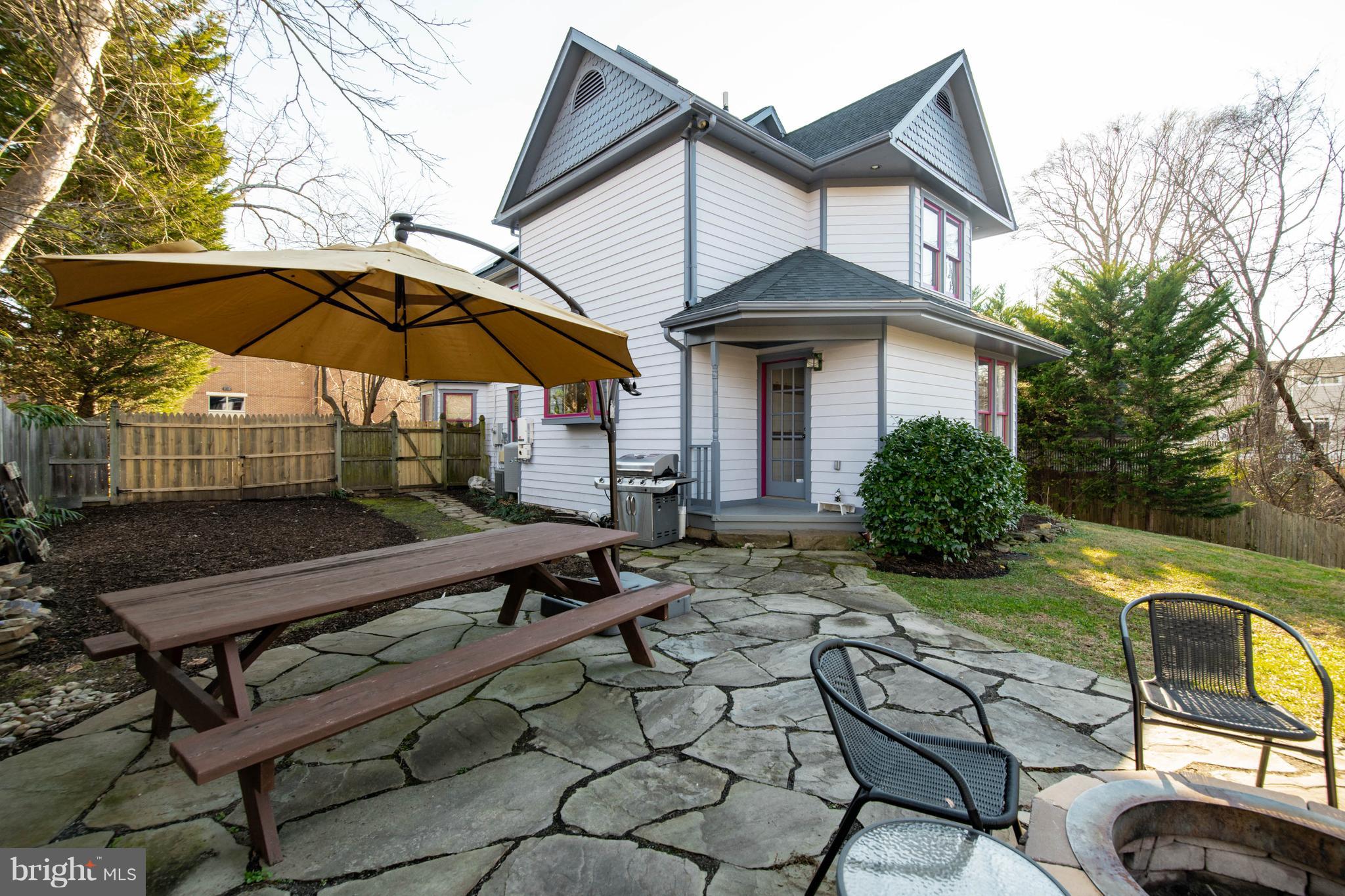 WEST ANNAPOLIS - Residential