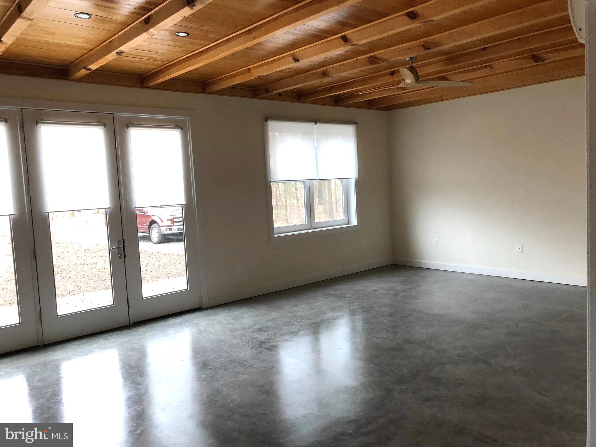 WIDEWATER BEACH - Residential Lease