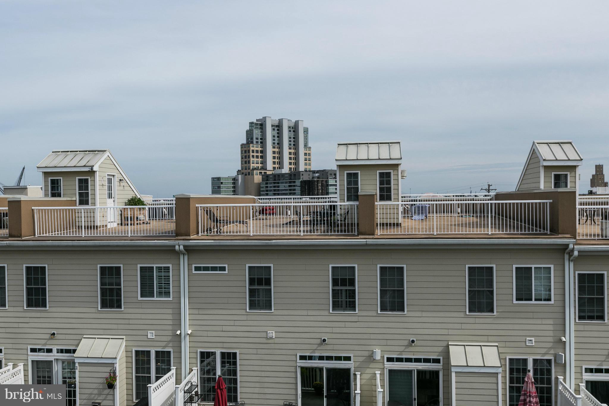 LOCUST POINT - Residential Lease