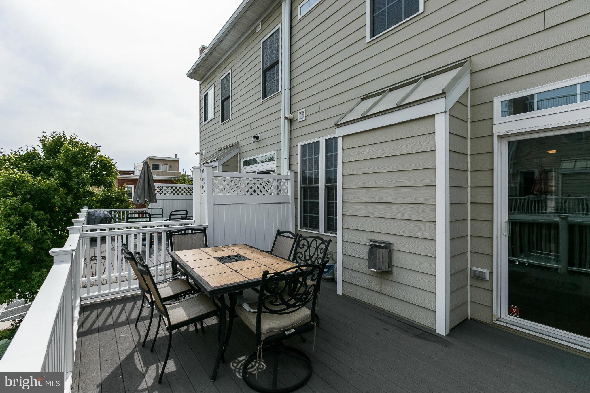 LOCUST POINT - Residential Lease