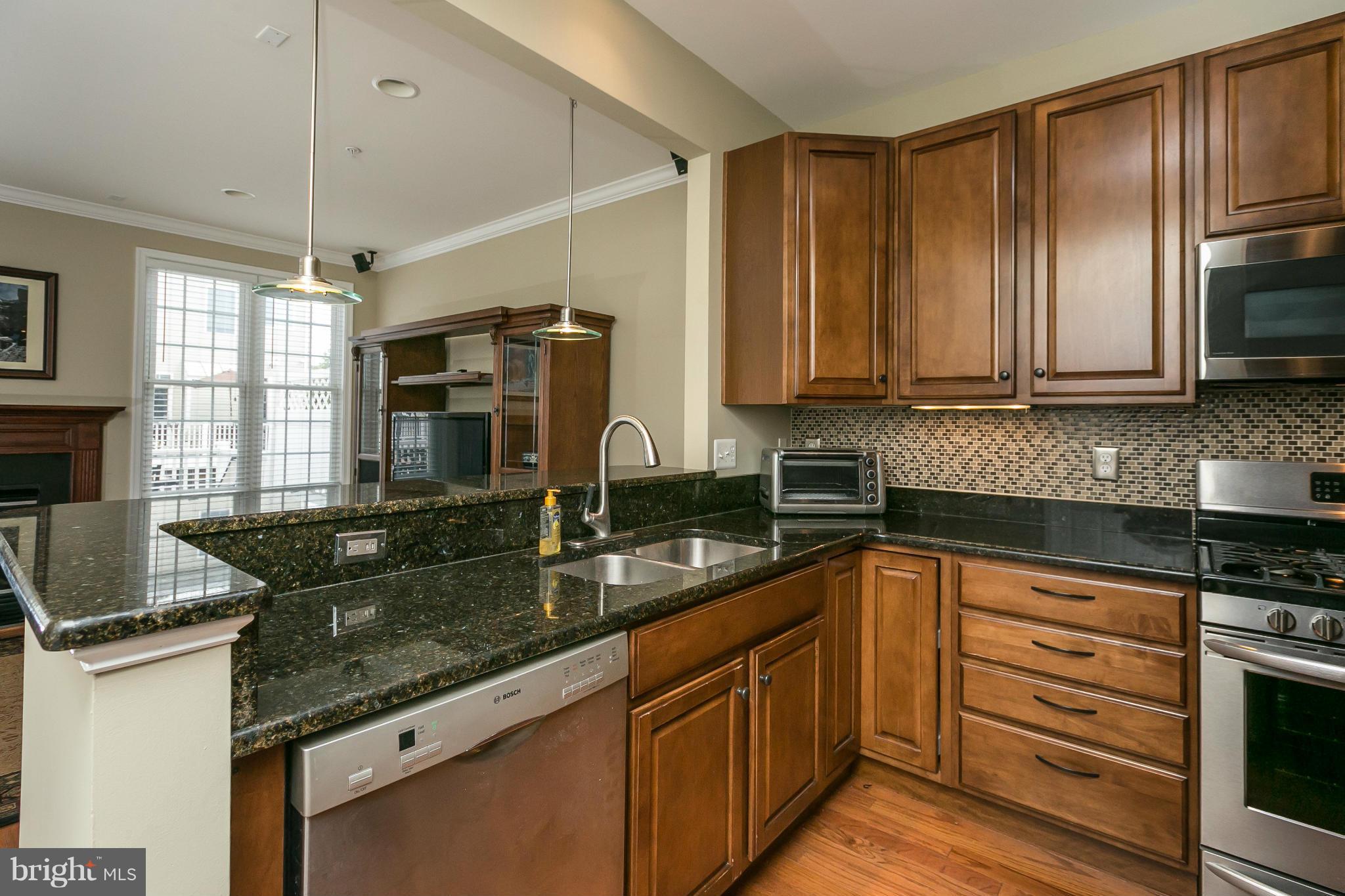 LOCUST POINT - Residential Lease