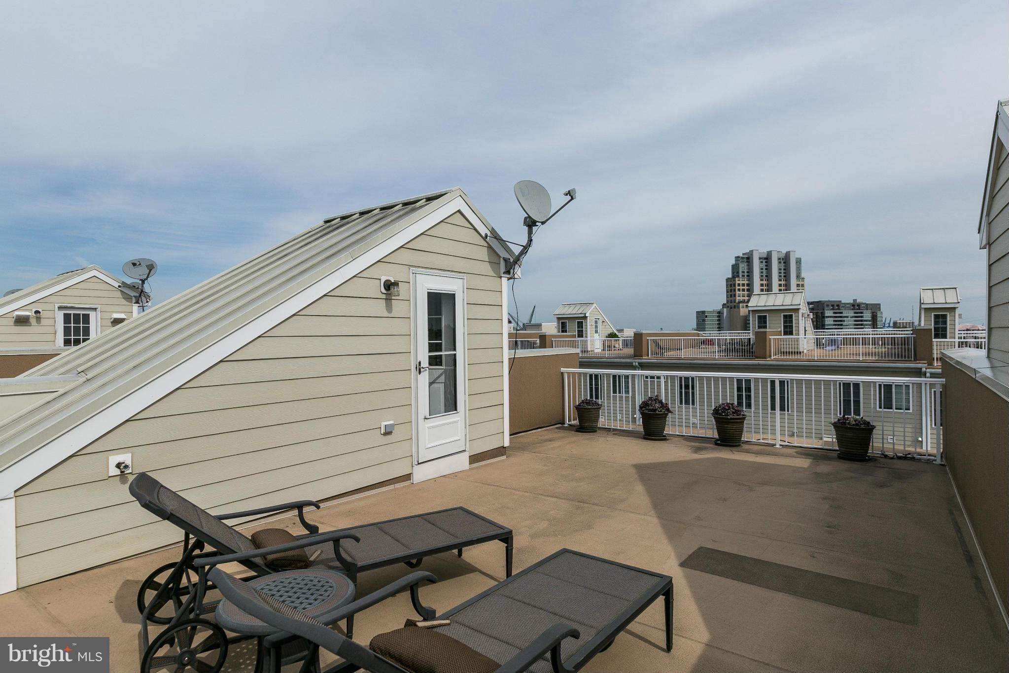 LOCUST POINT - Residential Lease