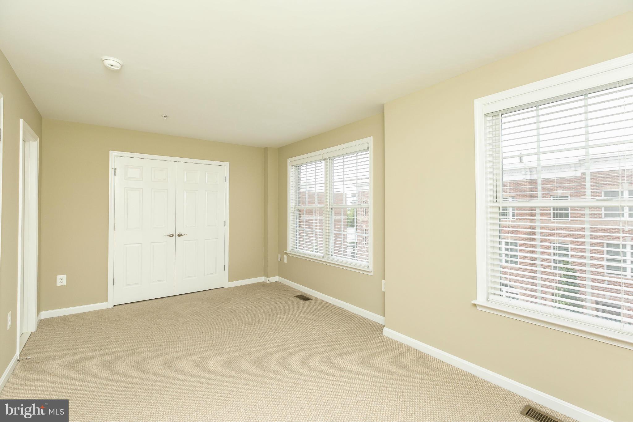 LOCUST POINT - Residential Lease