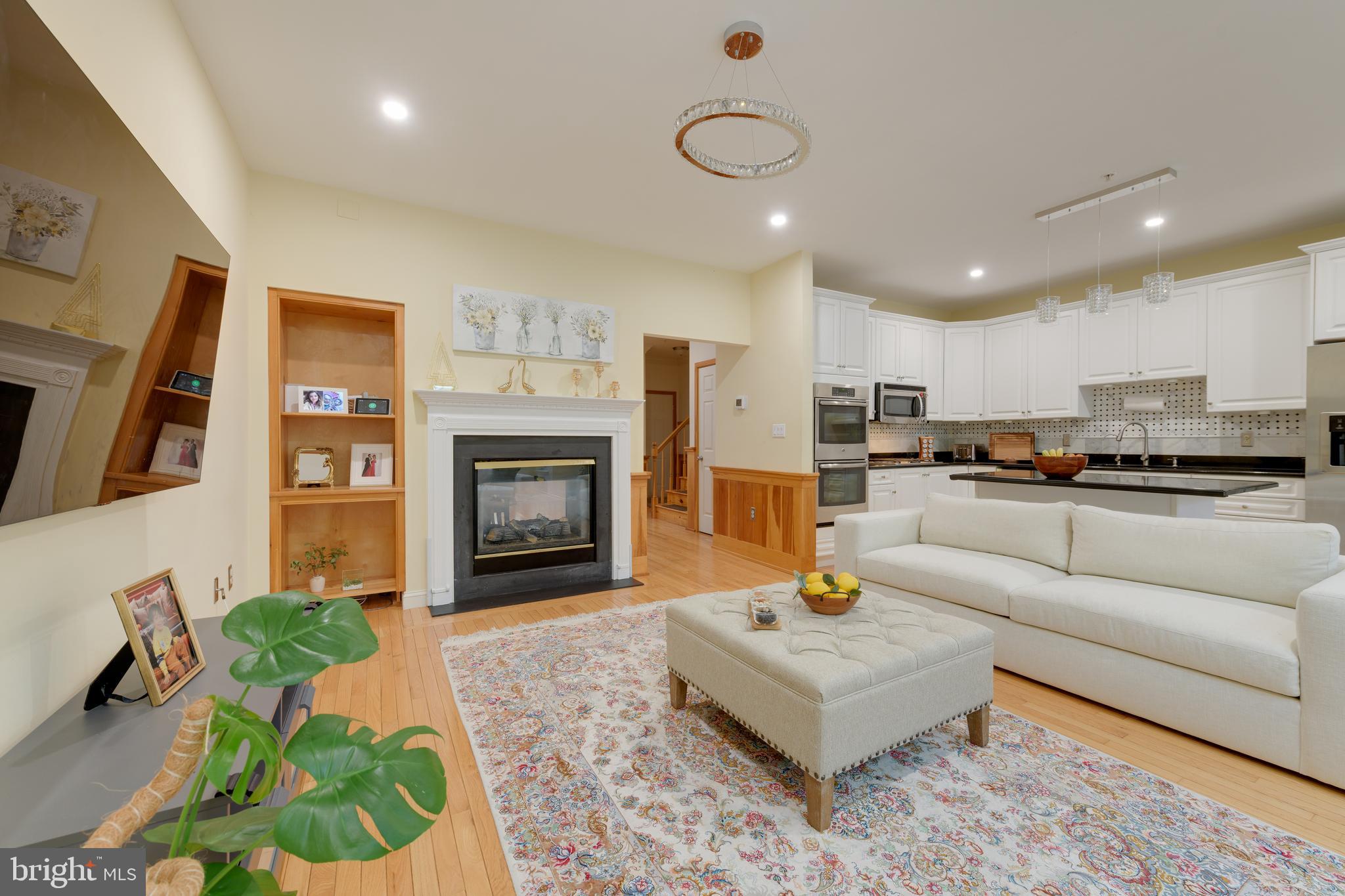 THE WOODS AT WAYNE - Residential Lease