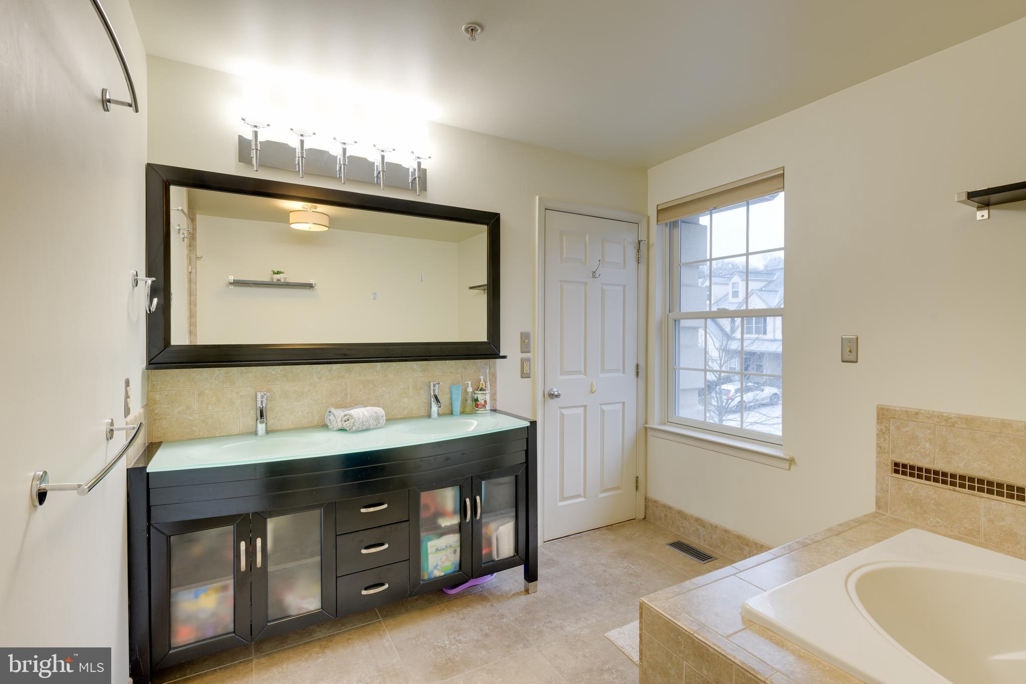 THE WOODS AT WAYNE - Residential Lease