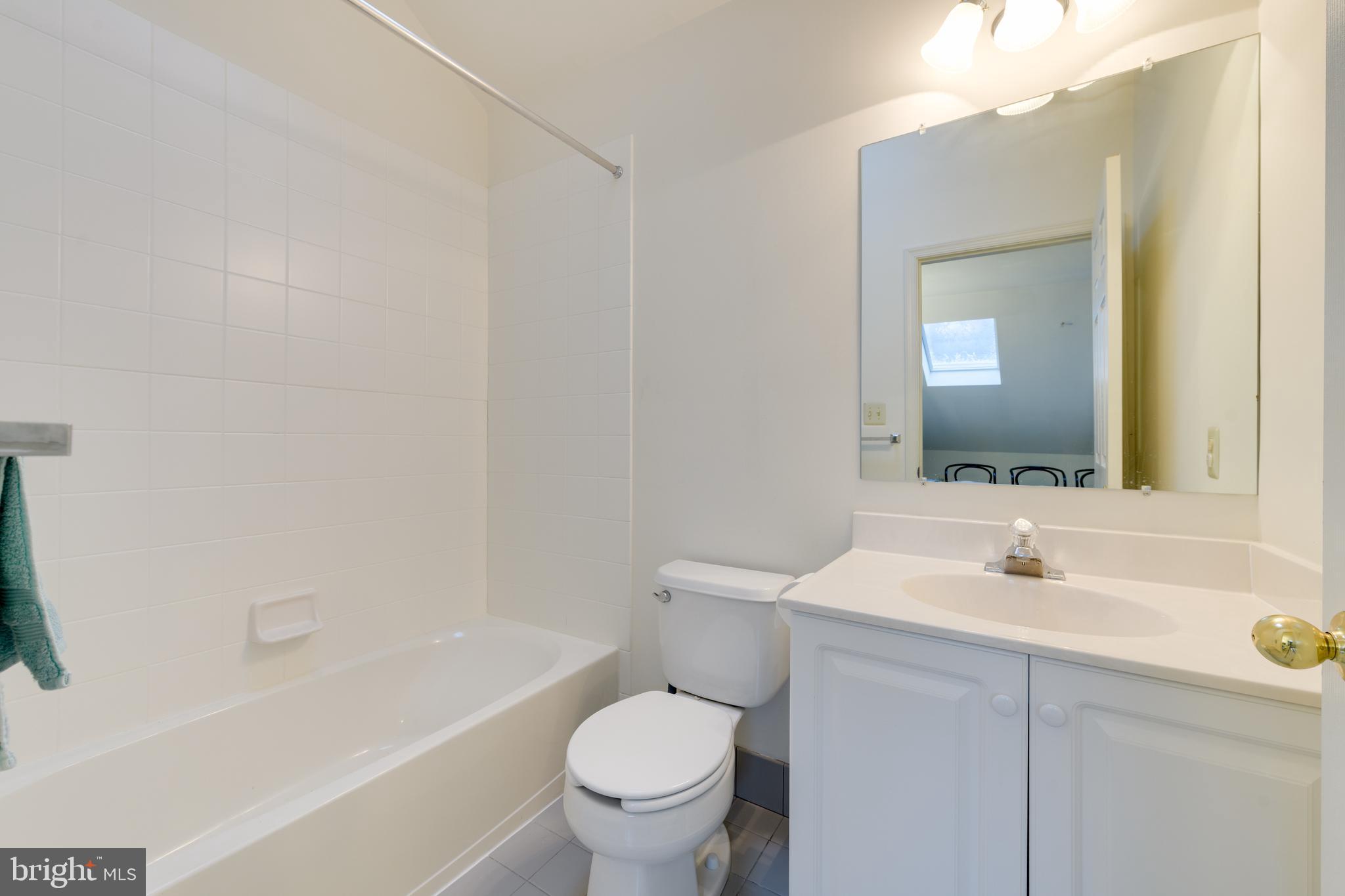 THE WOODS AT WAYNE - Residential Lease