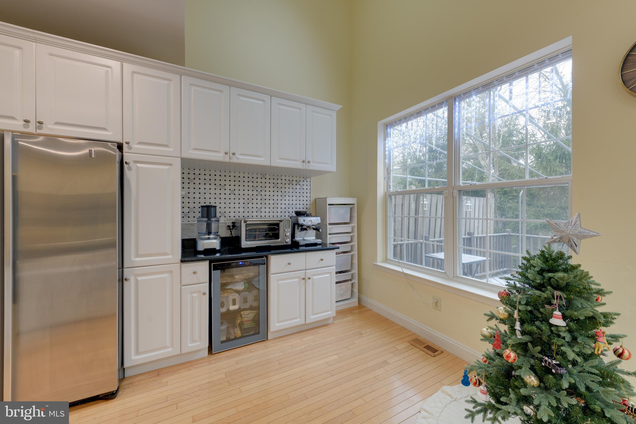 THE WOODS AT WAYNE - Residential Lease